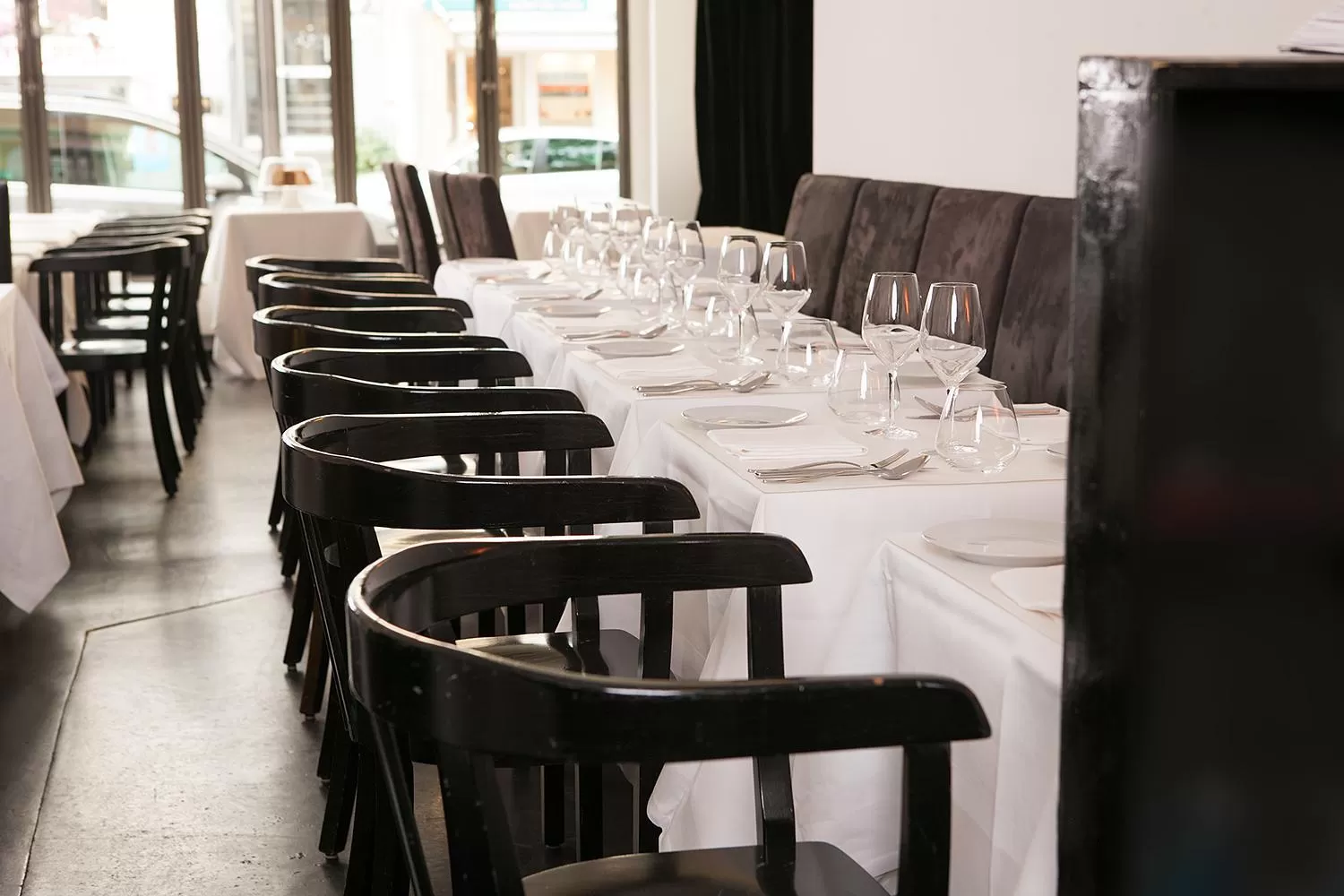 Restaurant/places to eat in Central Hotel bel étage