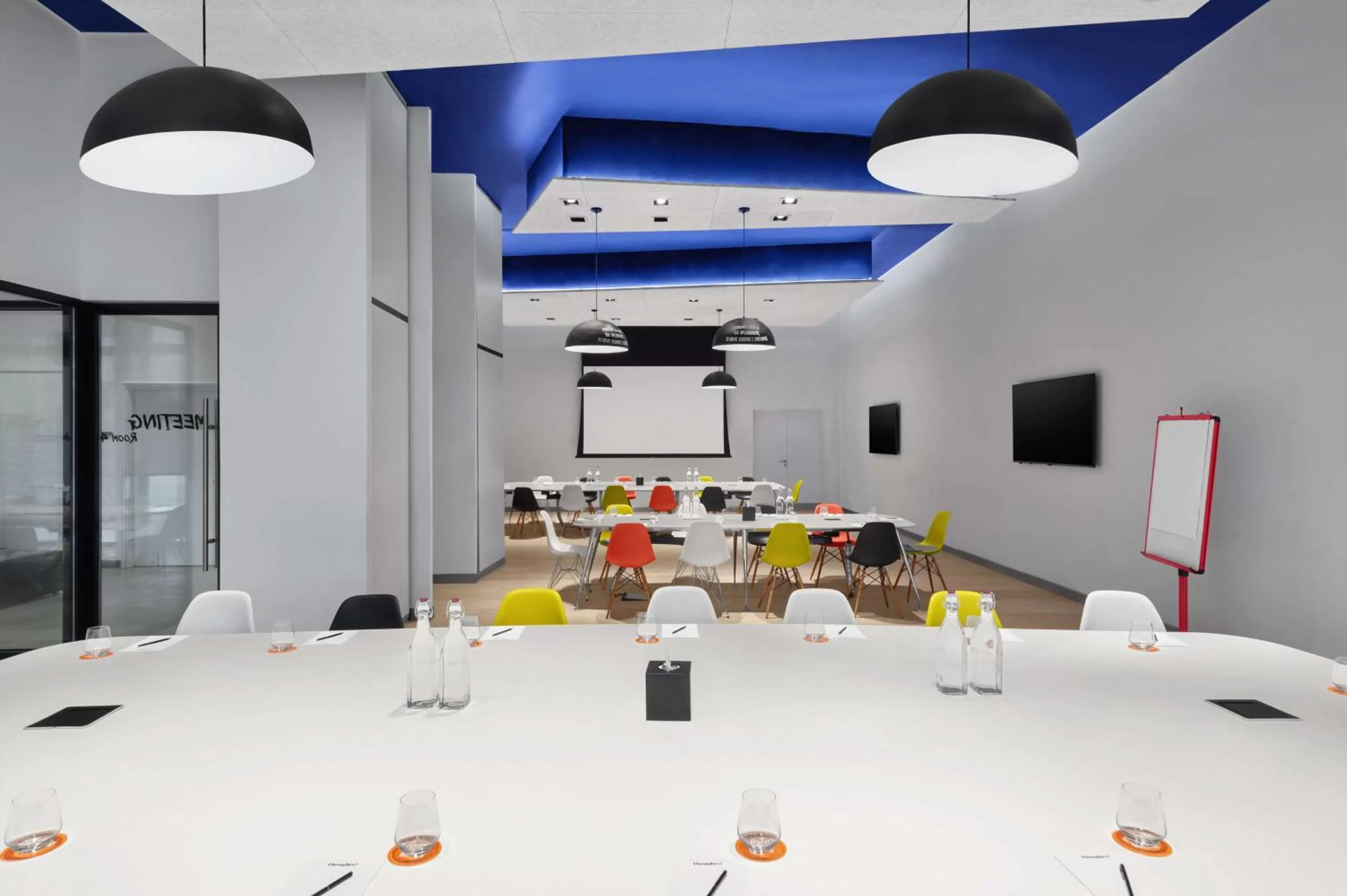 Meeting/conference room in Canopy by Hilton Dubai Al Seef