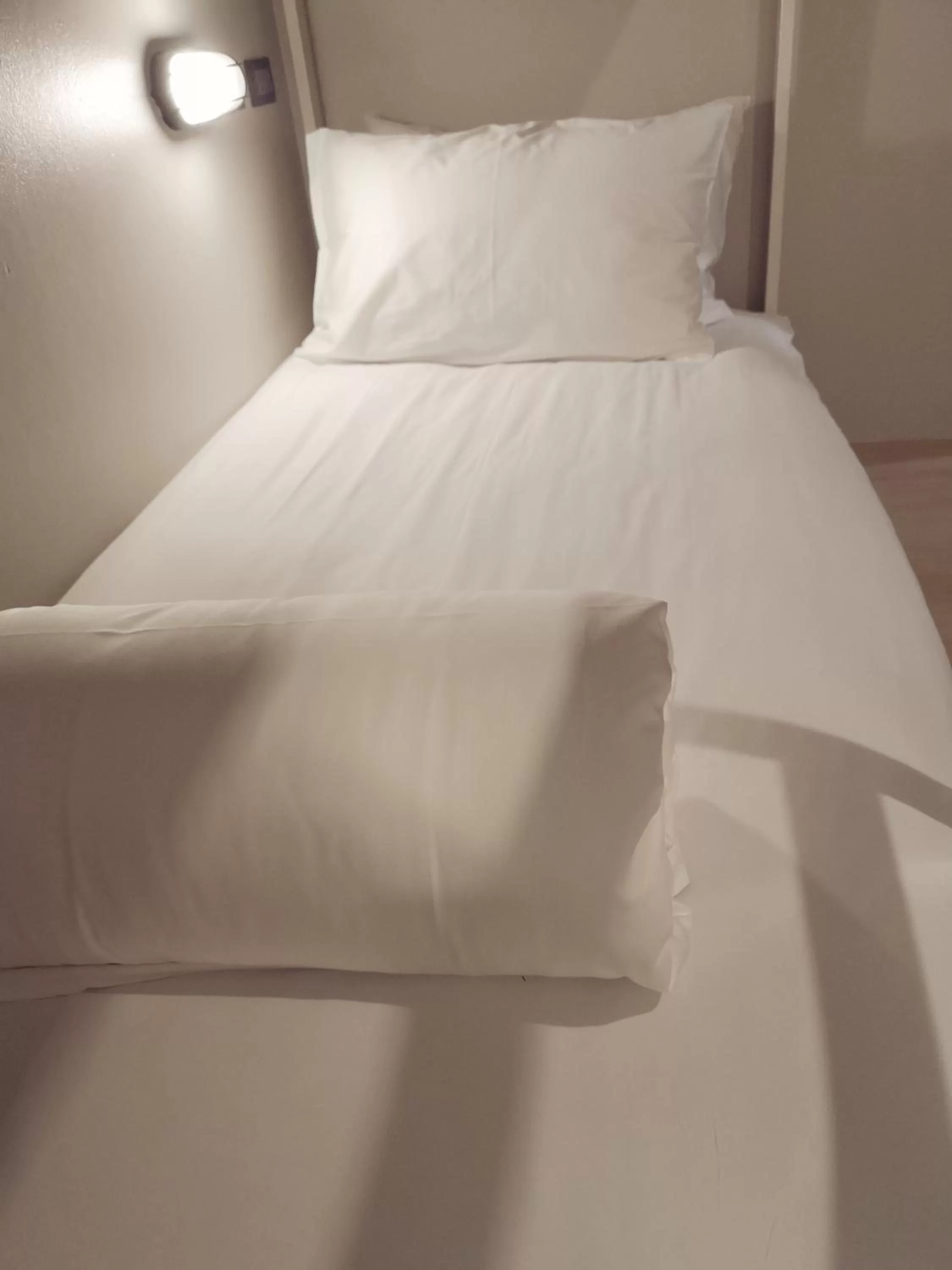 Bed in Get GuestHouse 2 ( Sangsri soi 4)