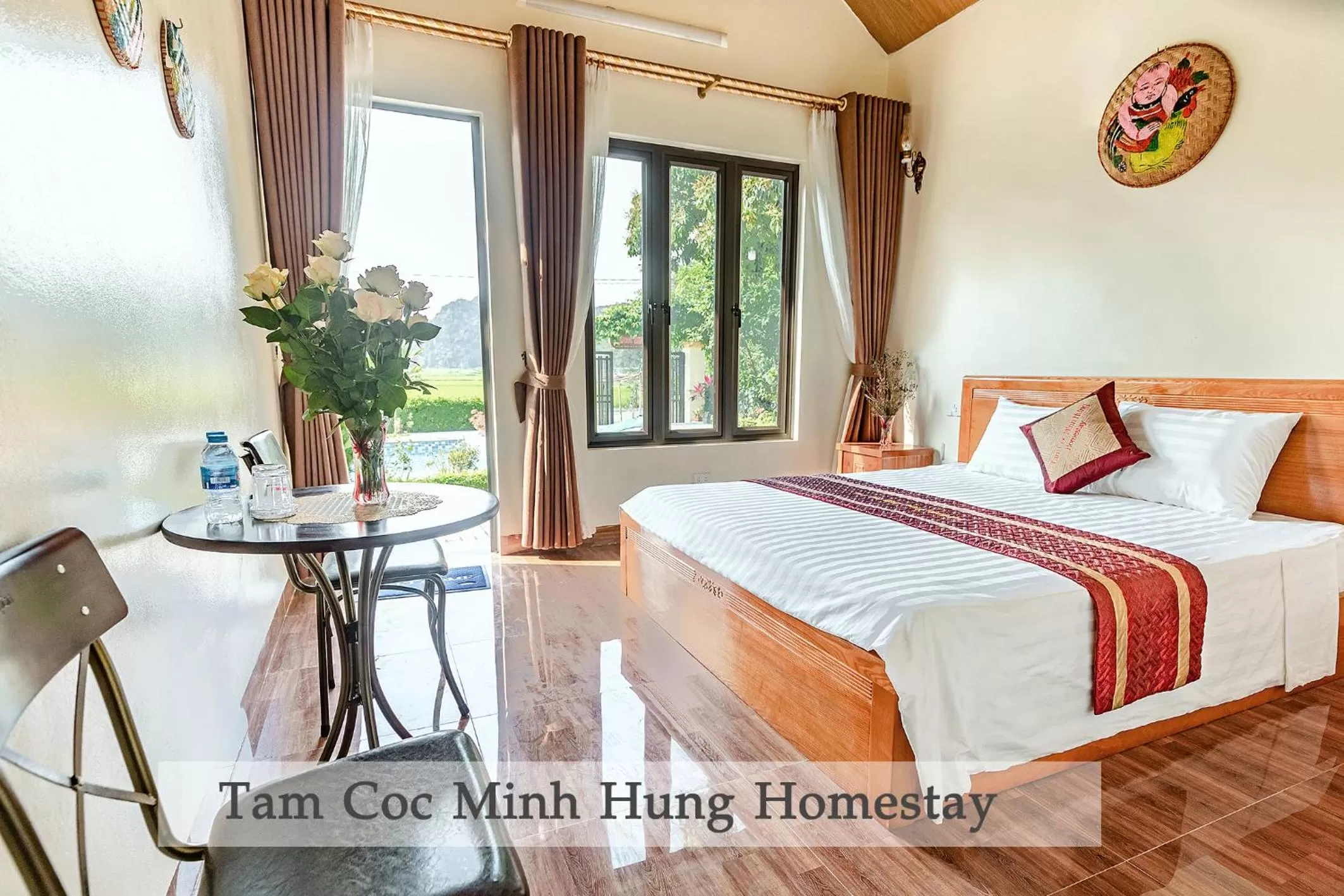 View (from property/room), Bed in Tam Coc Minh Hung Homestay