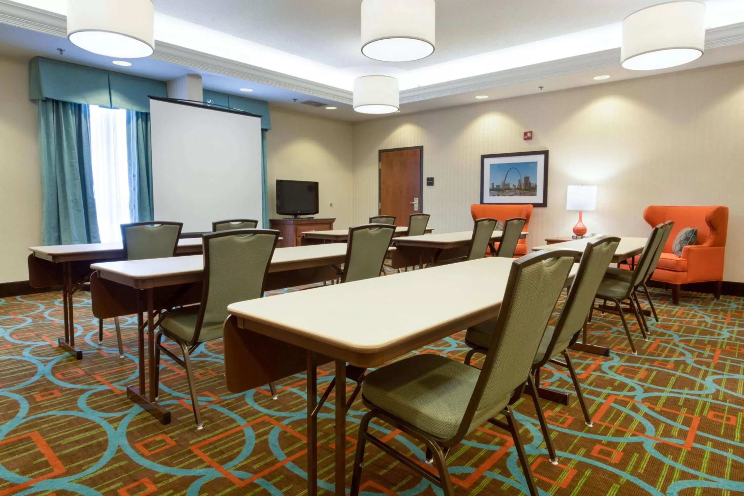 Meeting/conference room in Spark by Hilton St Louis Southwest
