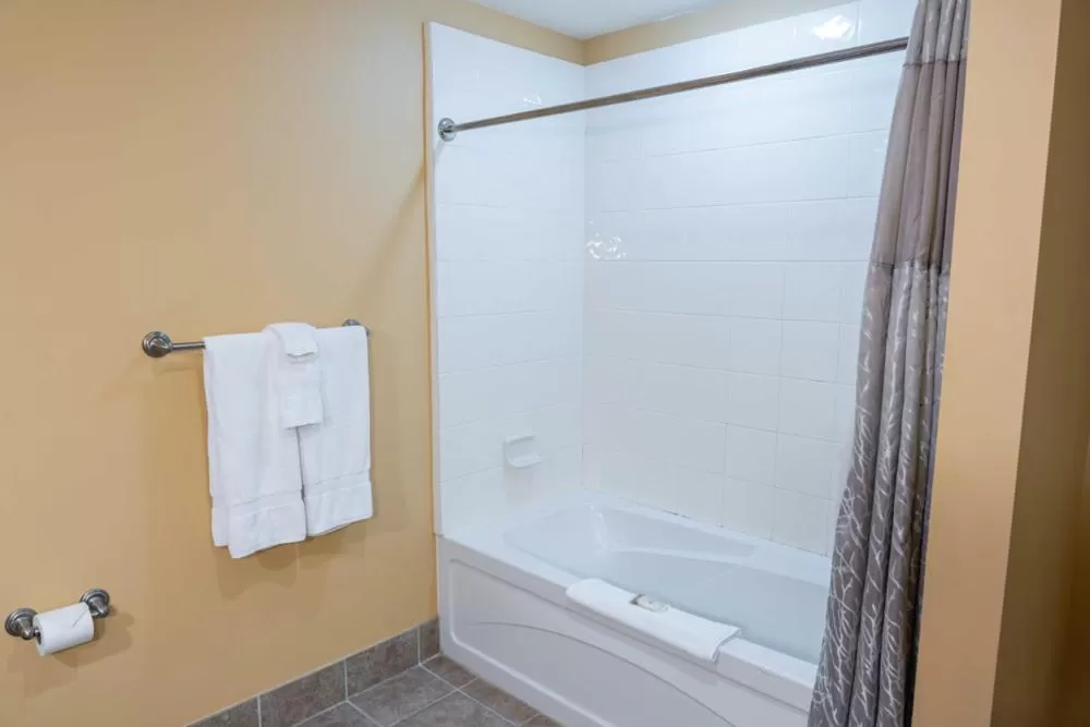 Shower in The Appalachian at Mountain Creek