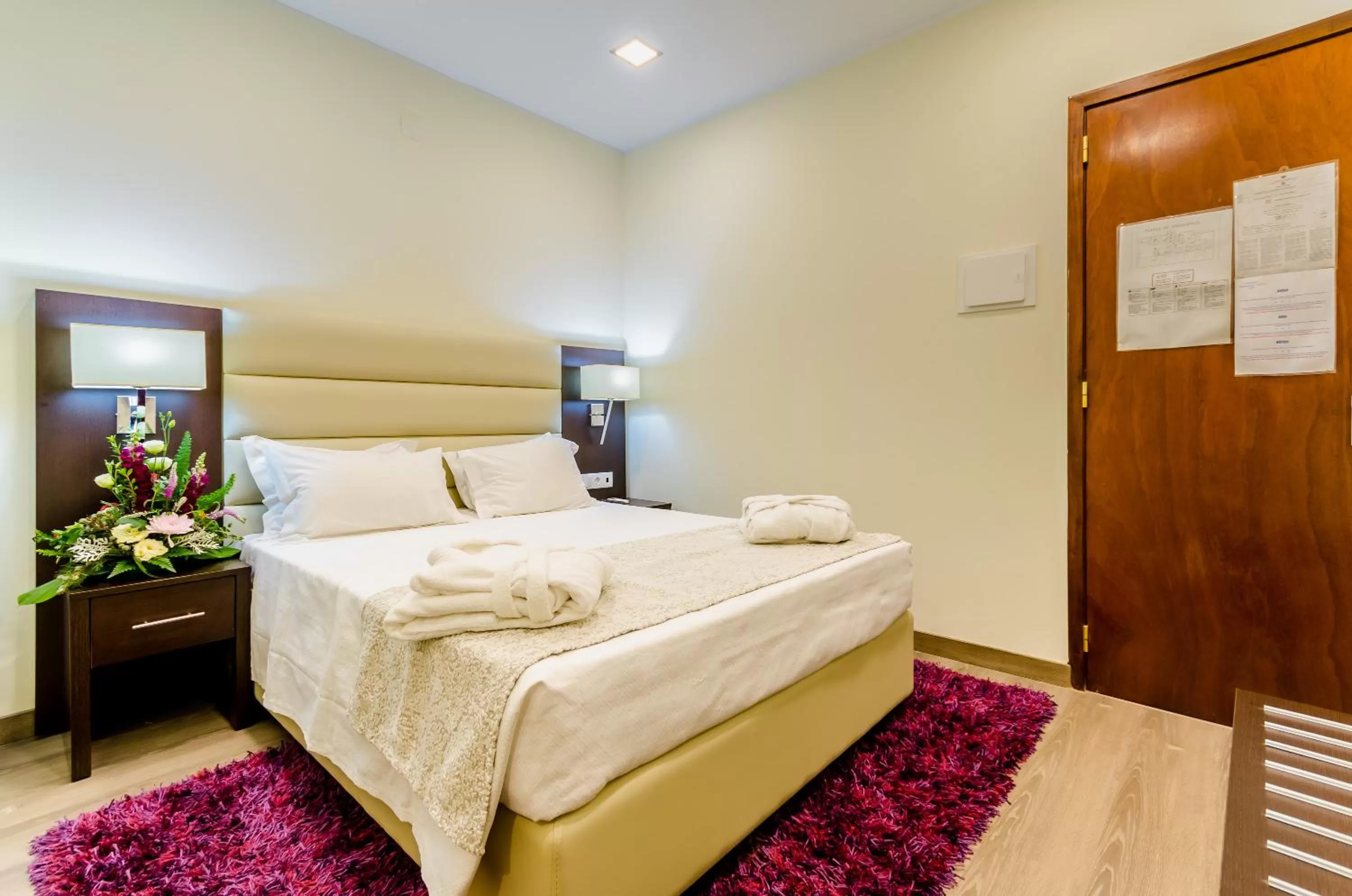 Photo of the whole room, Bed in Hotel LX Rossio