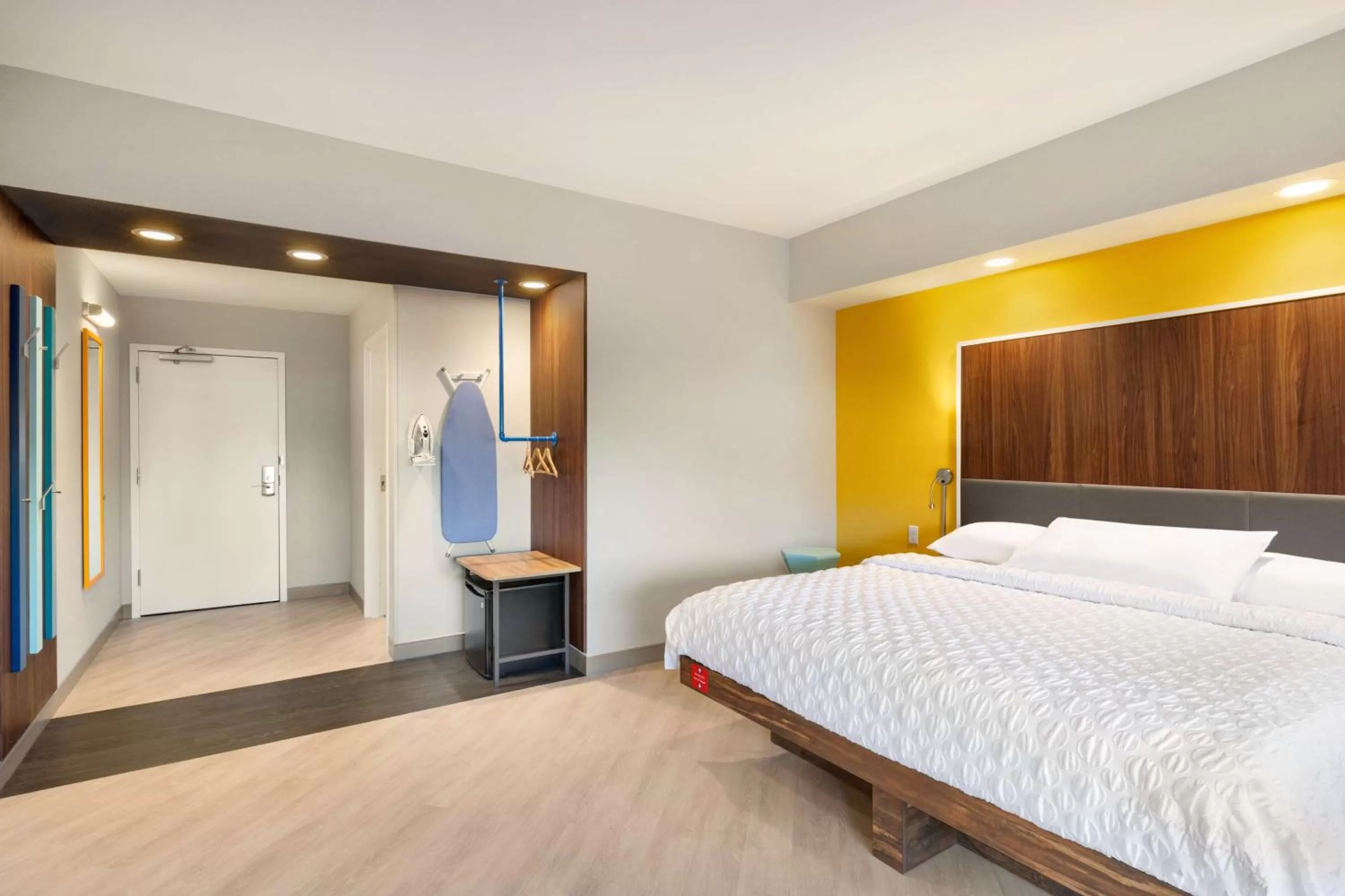 Bed in Tru By Hilton Cheyenne