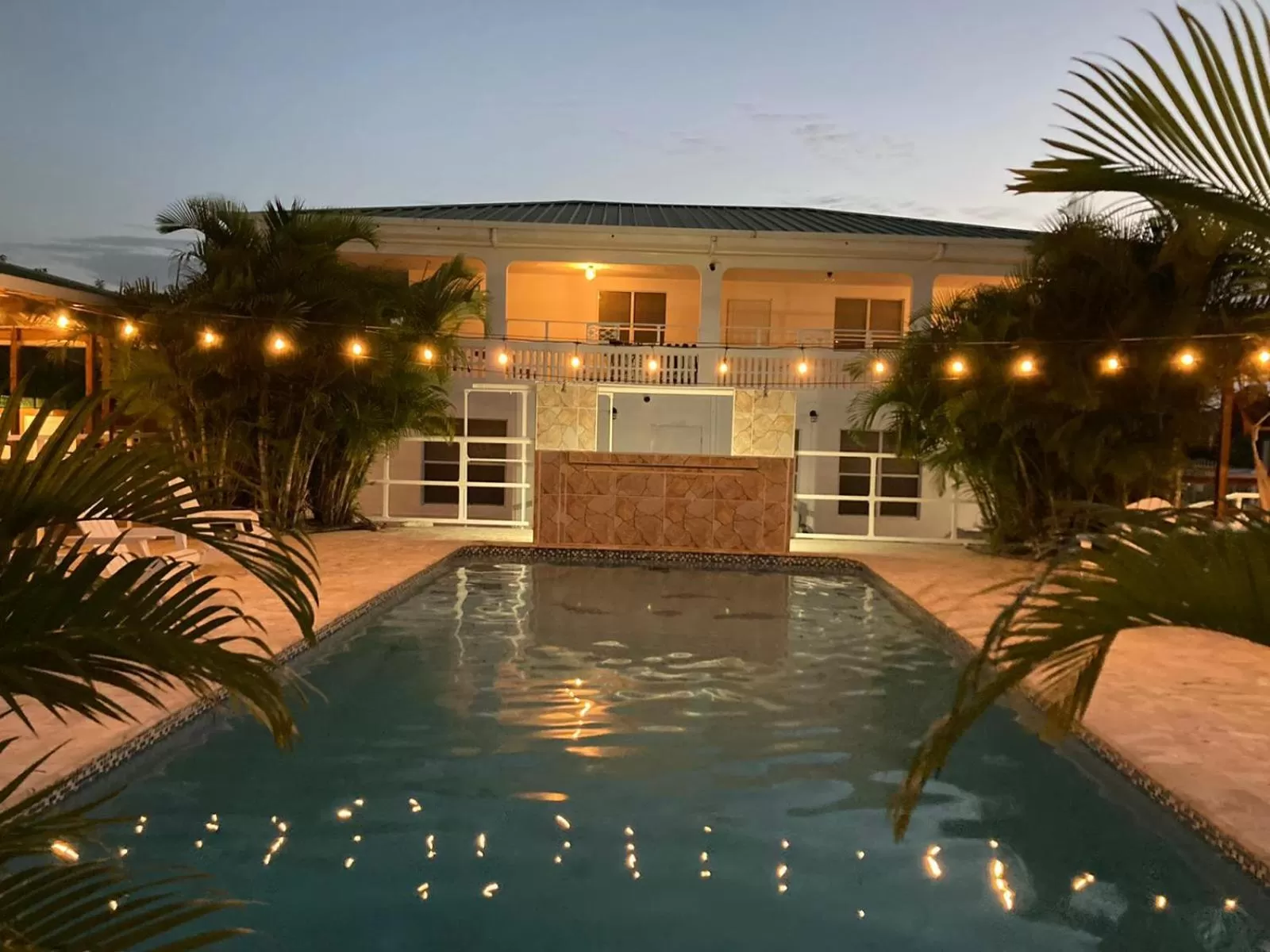 El Flamingo Beach Club