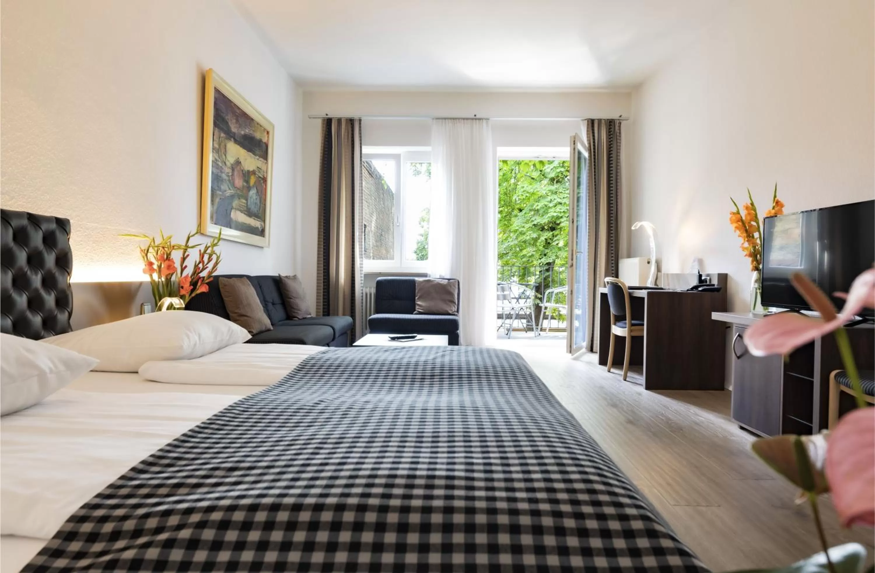 Day, Bed in Dom Hotel