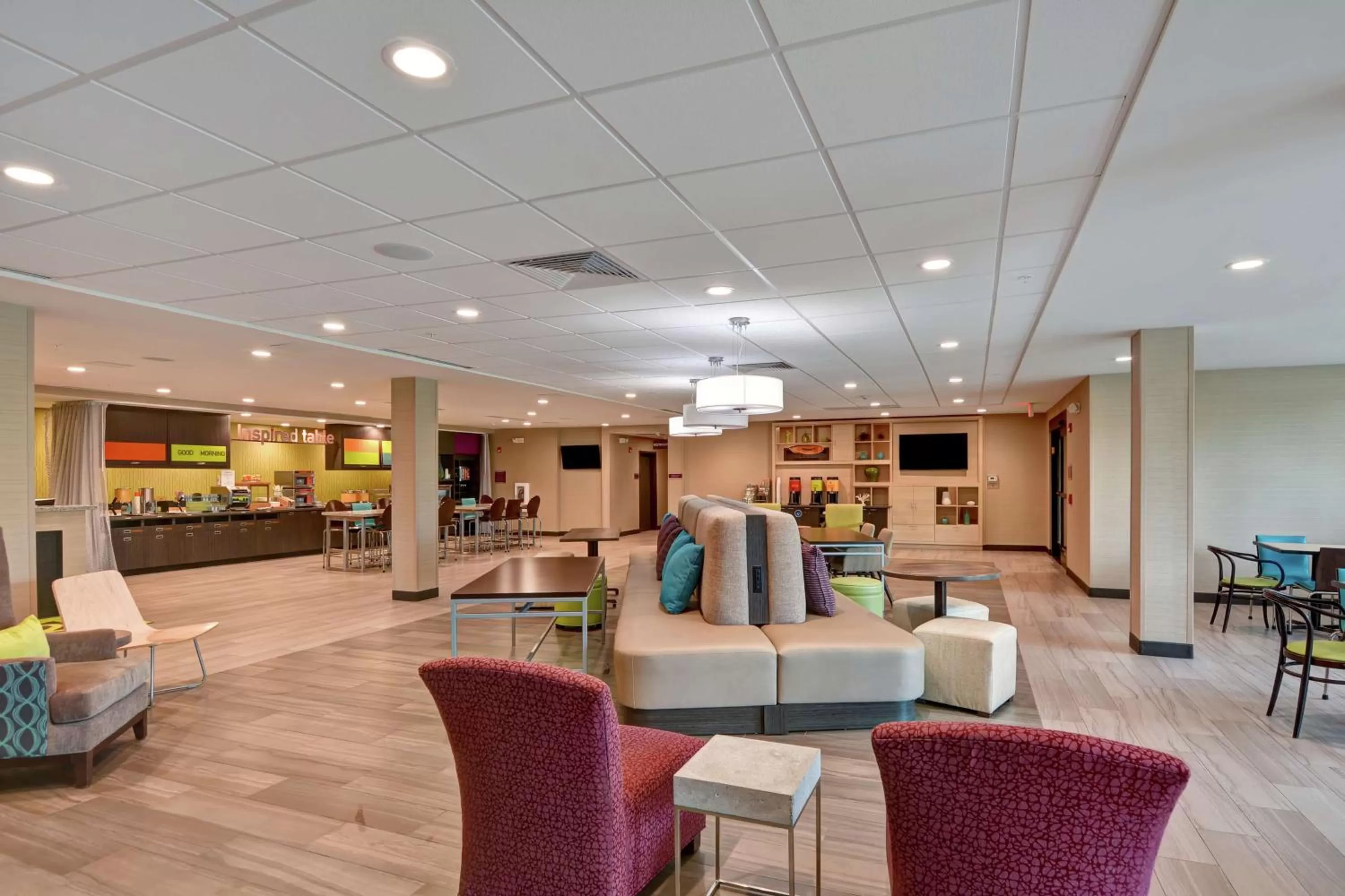 Lobby or reception in Home2 Suites Pensacola I-10 At North Davis Hwy