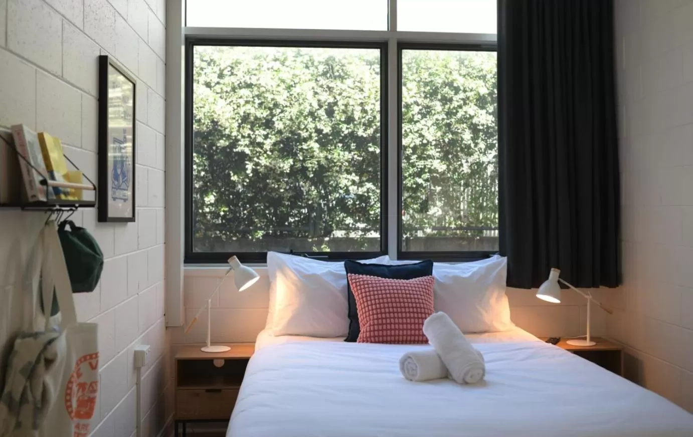 Bed in Canberra City YHA