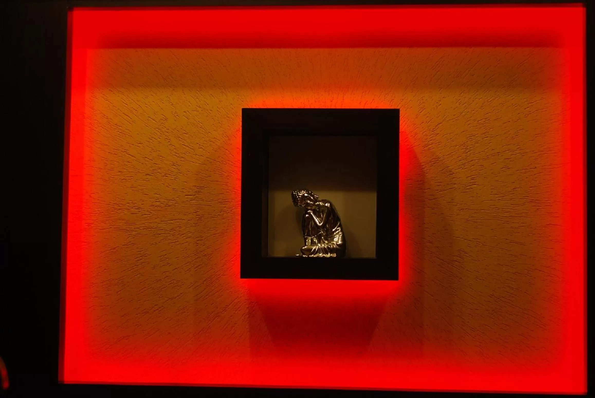 Decorative detail in Hotel Oyster