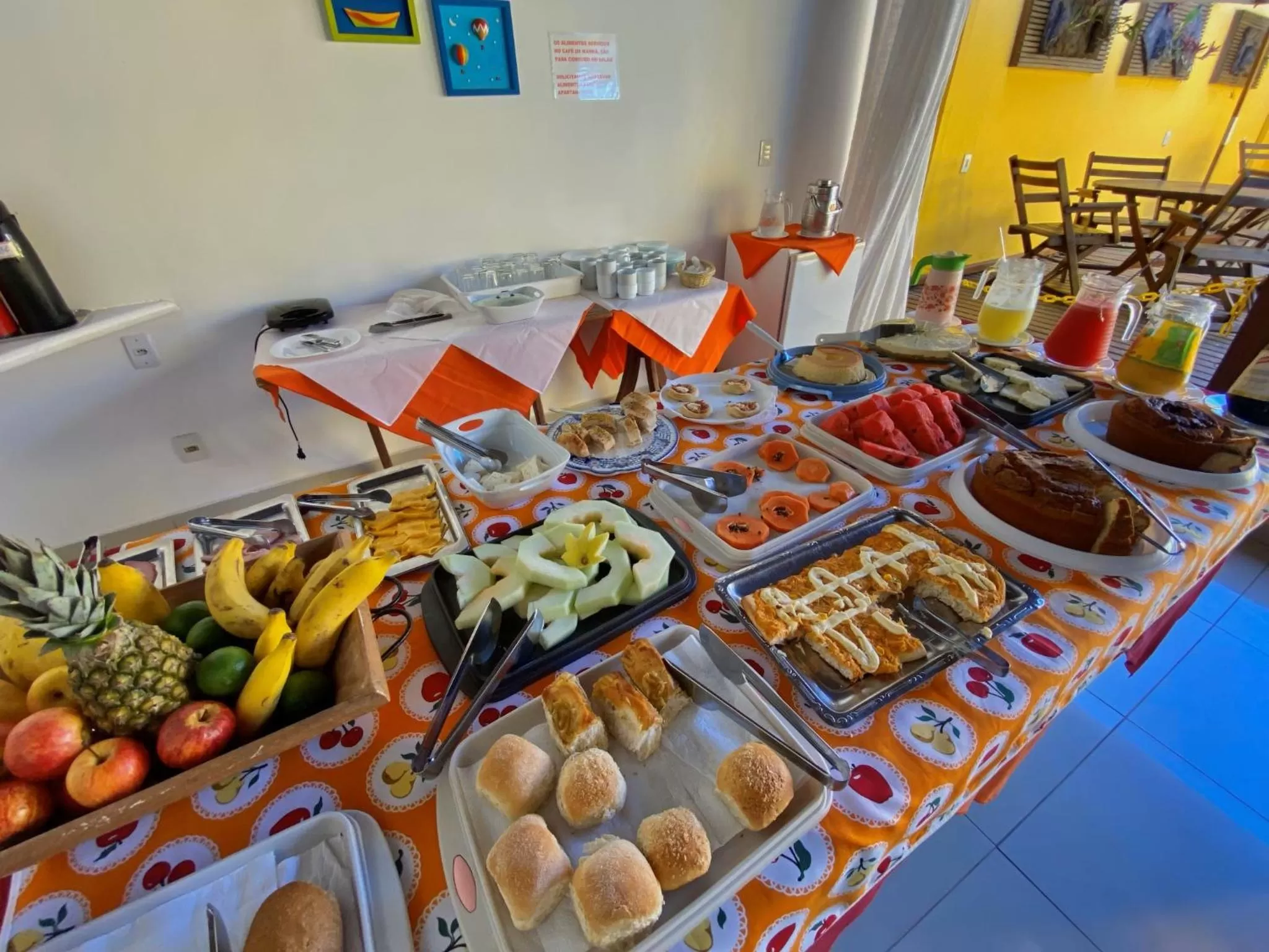 Buffet breakfast in Pousada Maravilha de Paraty