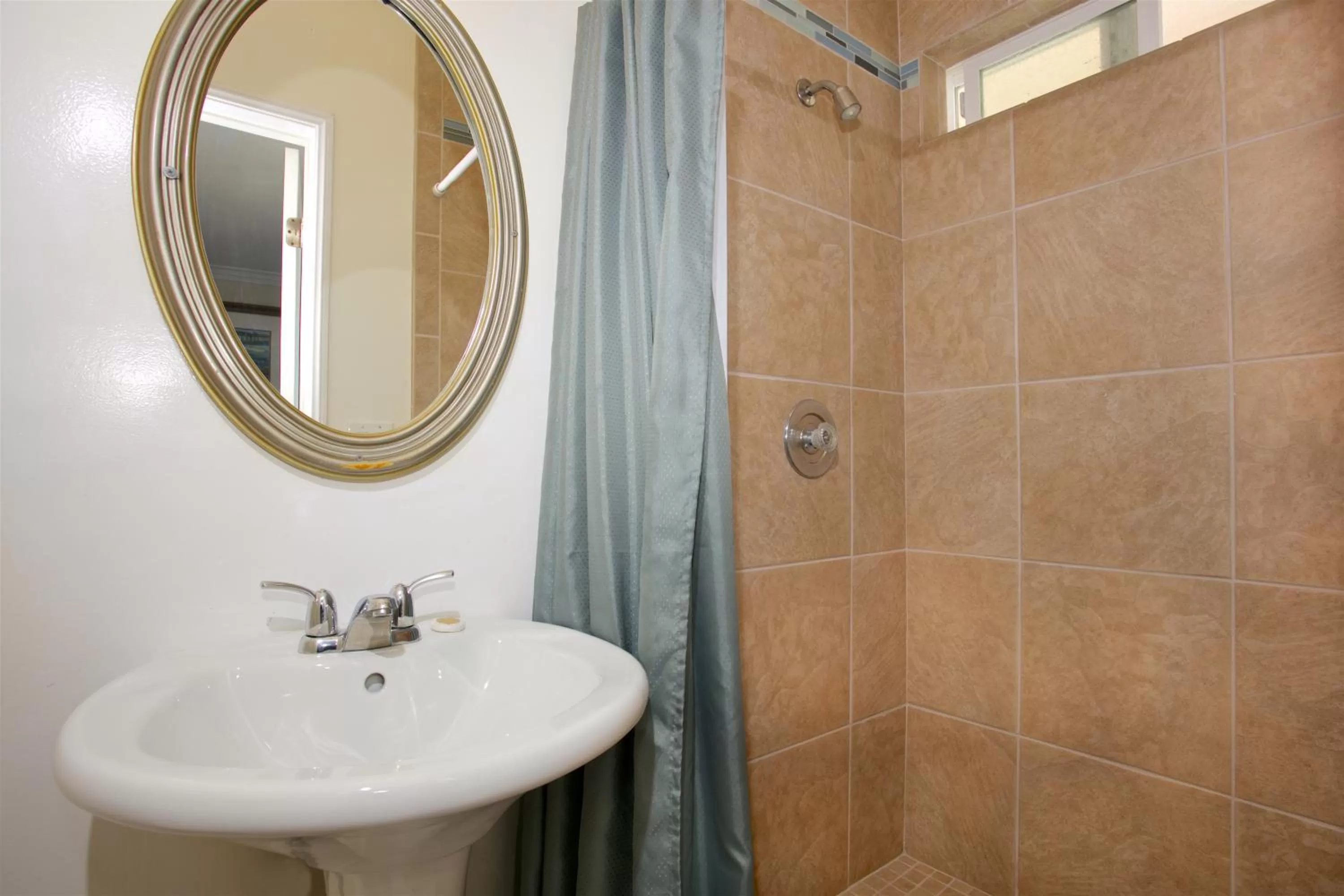 Bathroom in Ocean Beach Hotel