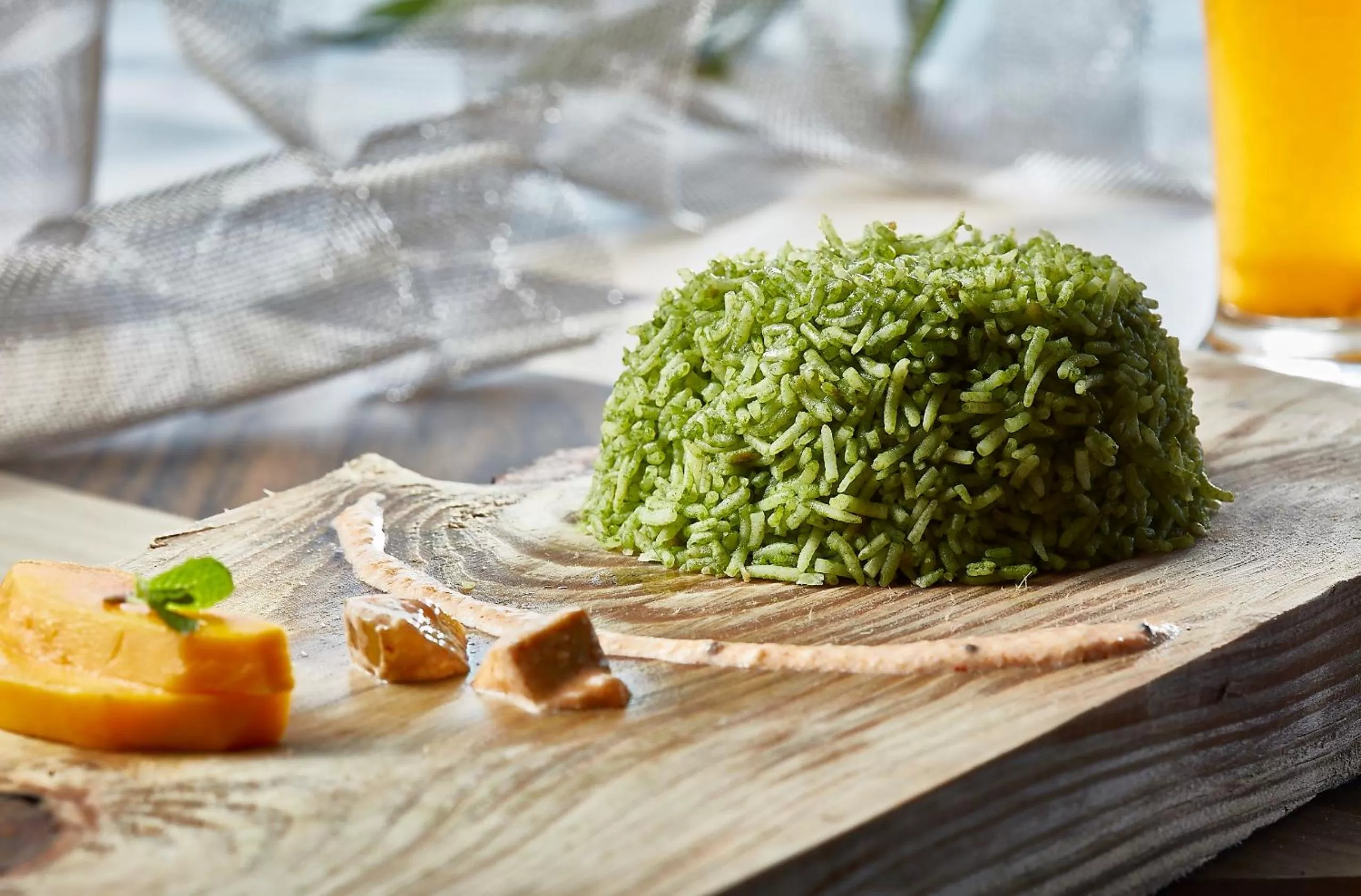 Breakfast in Sixth Element