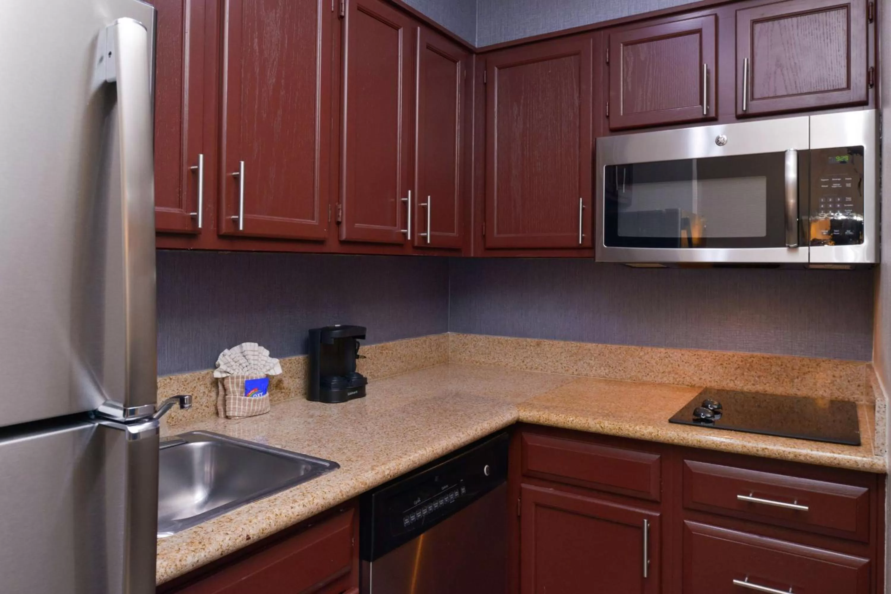 Kitchen or kitchenette in Homewood Suites by Hilton Dallas-Lewisville