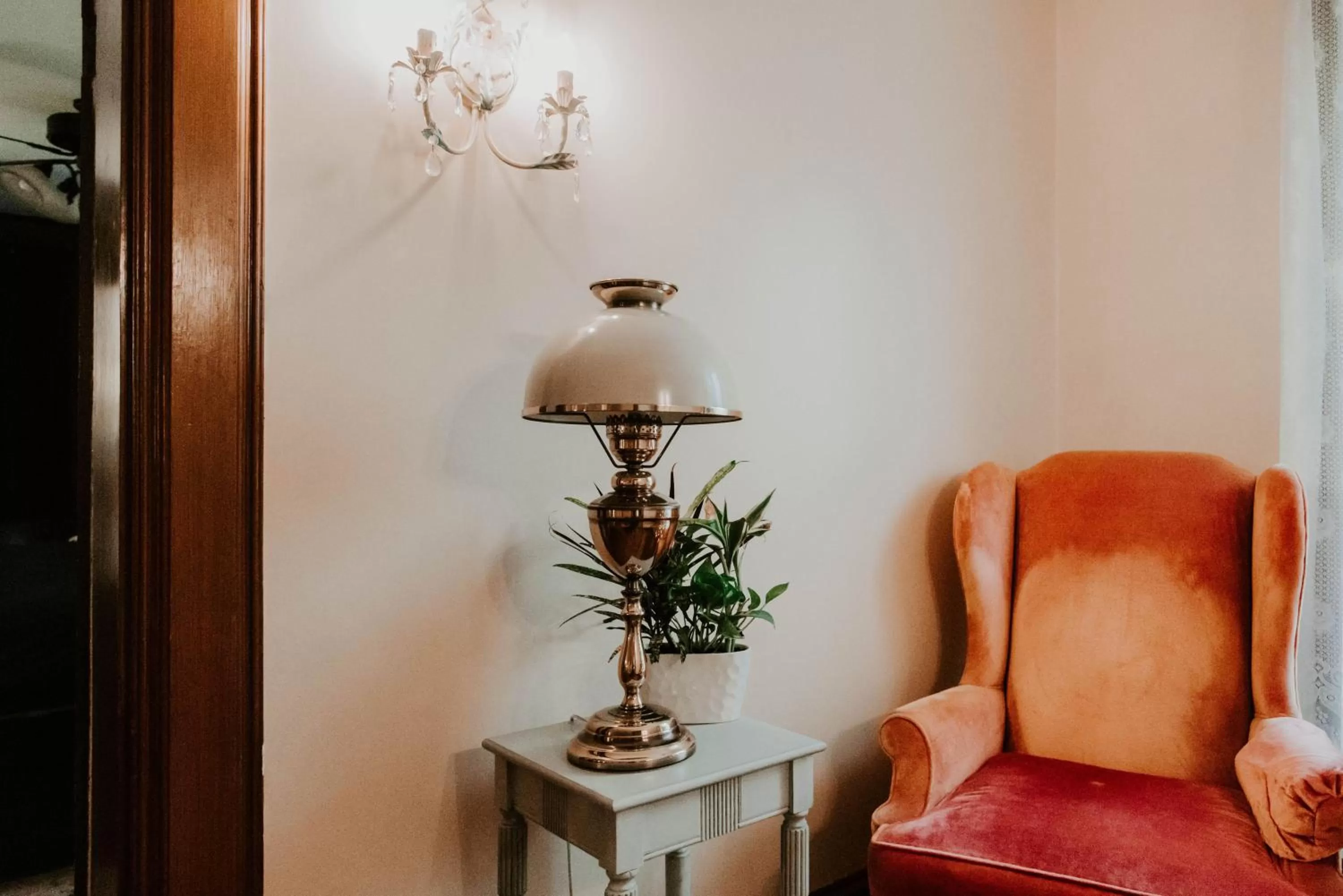 Property building, Seating Area in Georges on York B&B