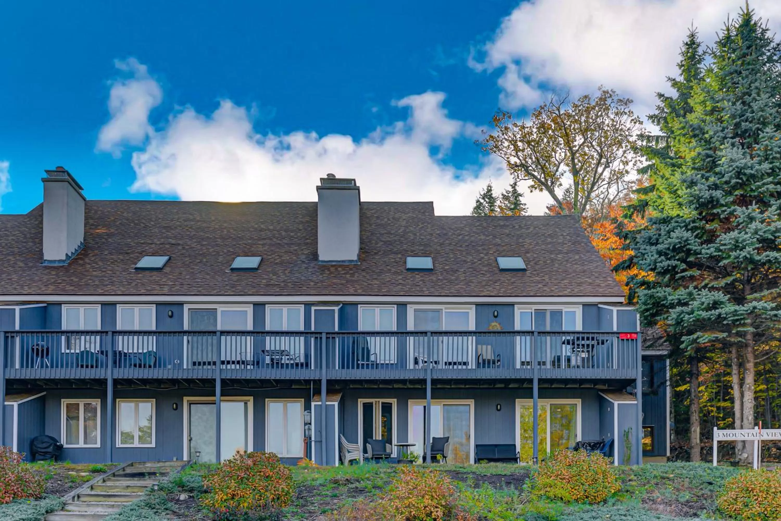 Property Building in Mountain View Home