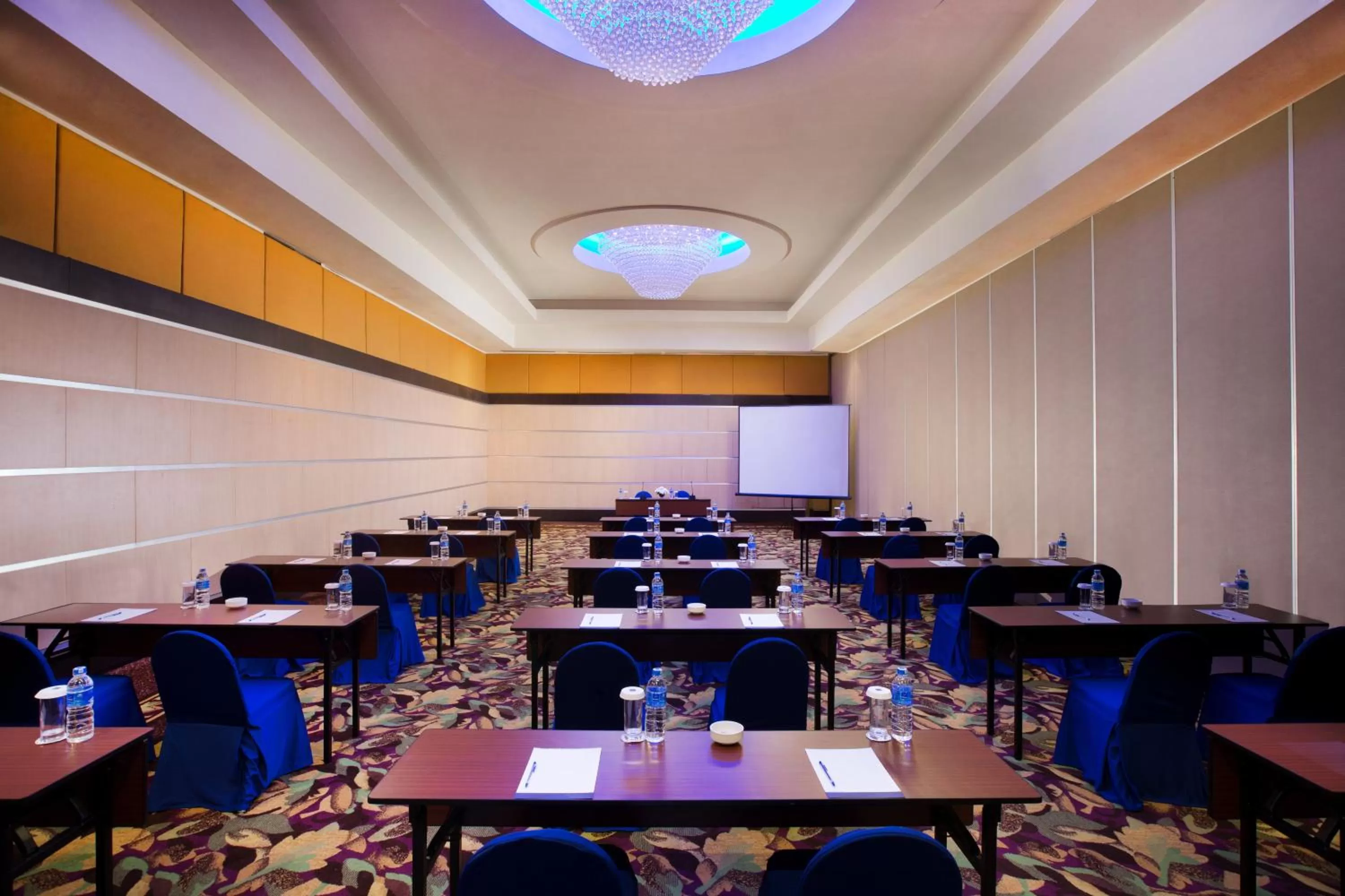 Banquet/Function facilities in Novotel Manado Golf Resort & Convention Center