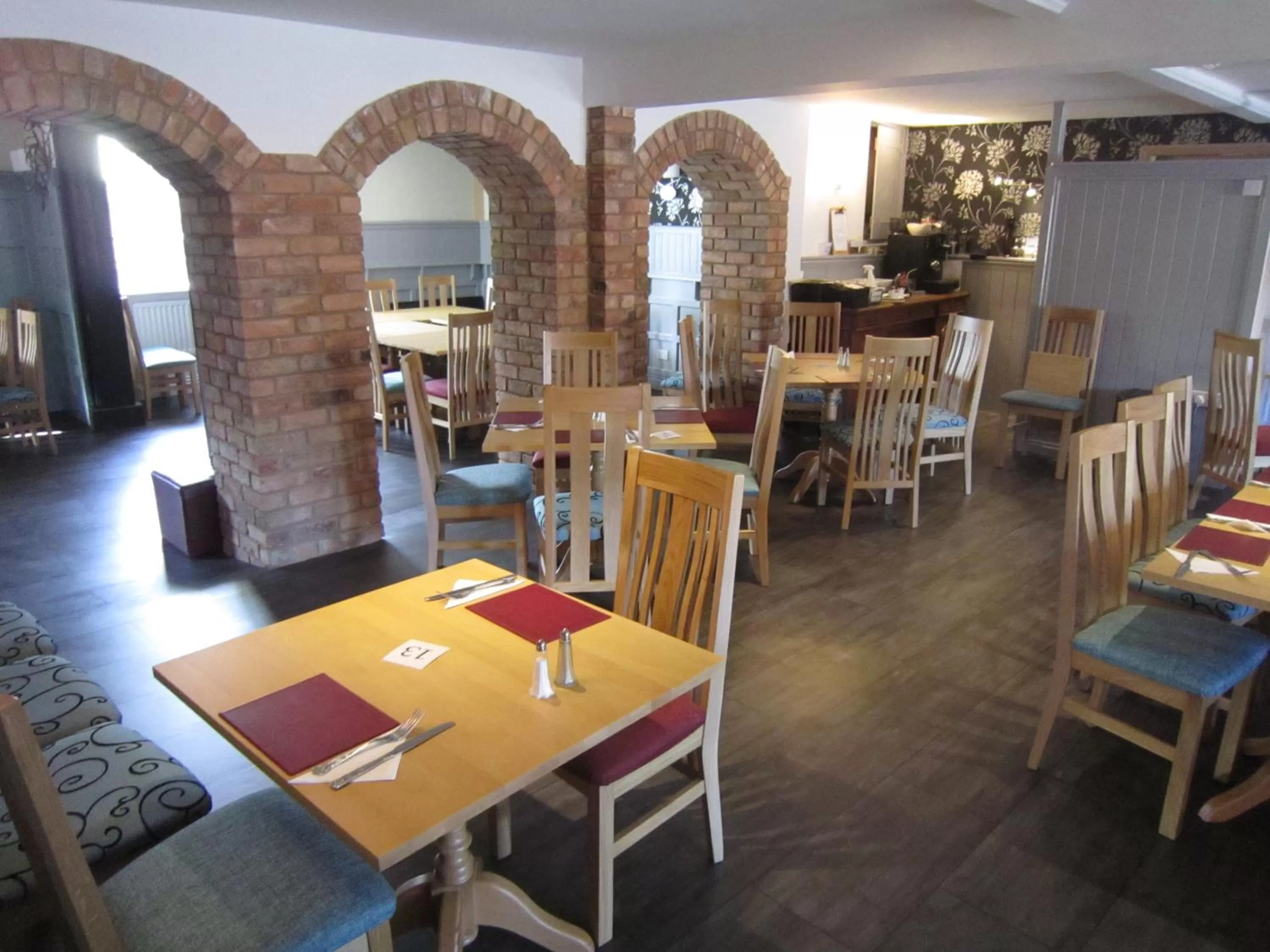 Restaurant/places to eat in The Wheatsheaf
