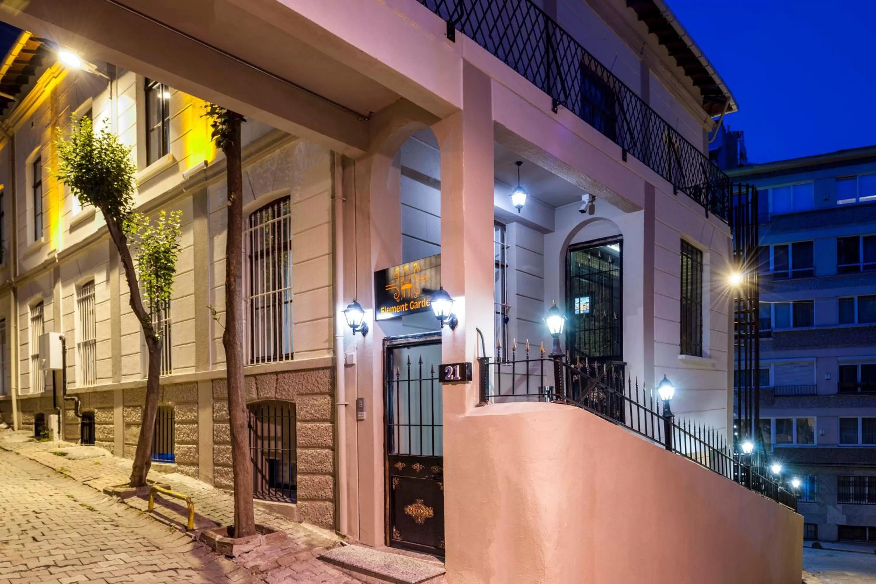 Facade/entrance in Element Garden