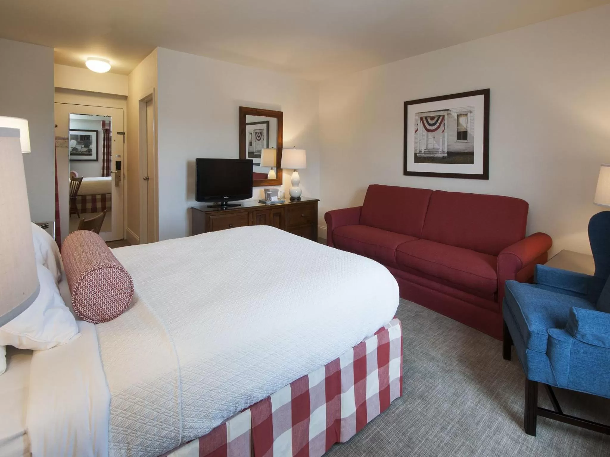 Mill Falls Superior Queen Room in Mill Falls Resort Collection at the Lake