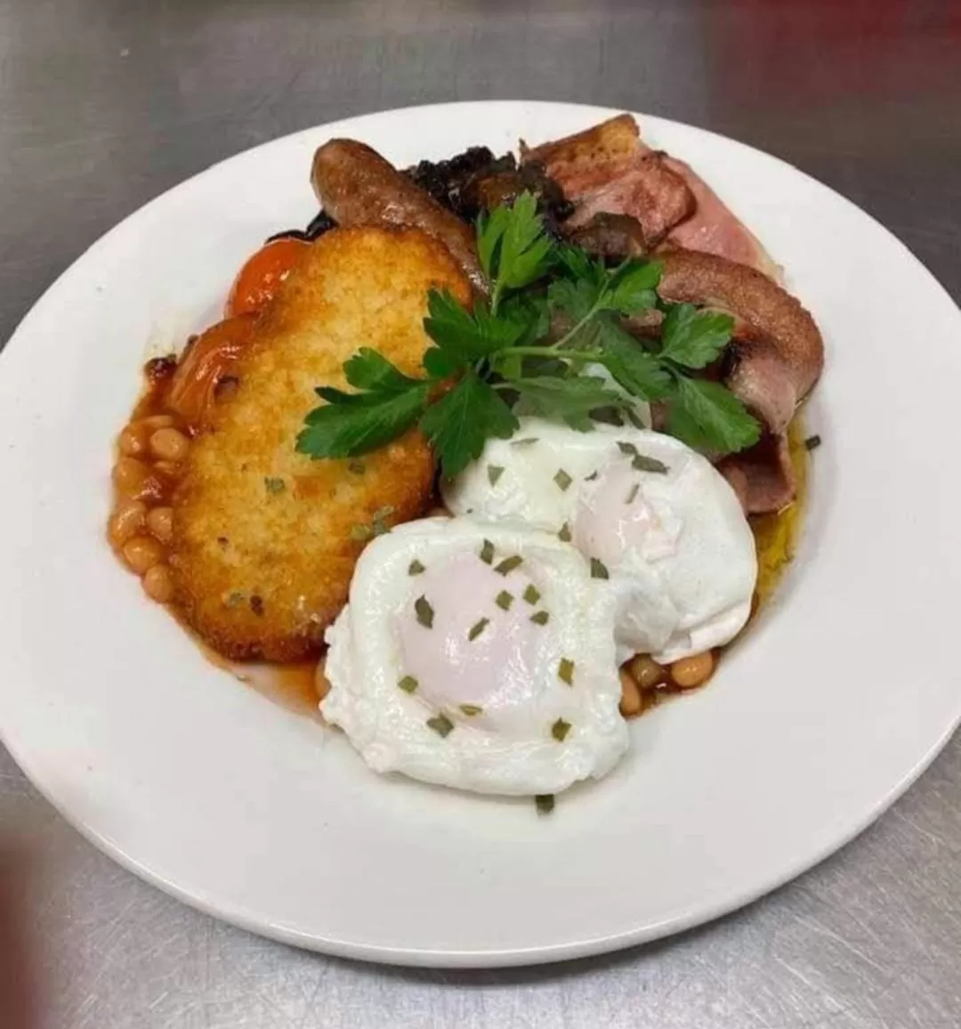 Ten Dollar Town Motel