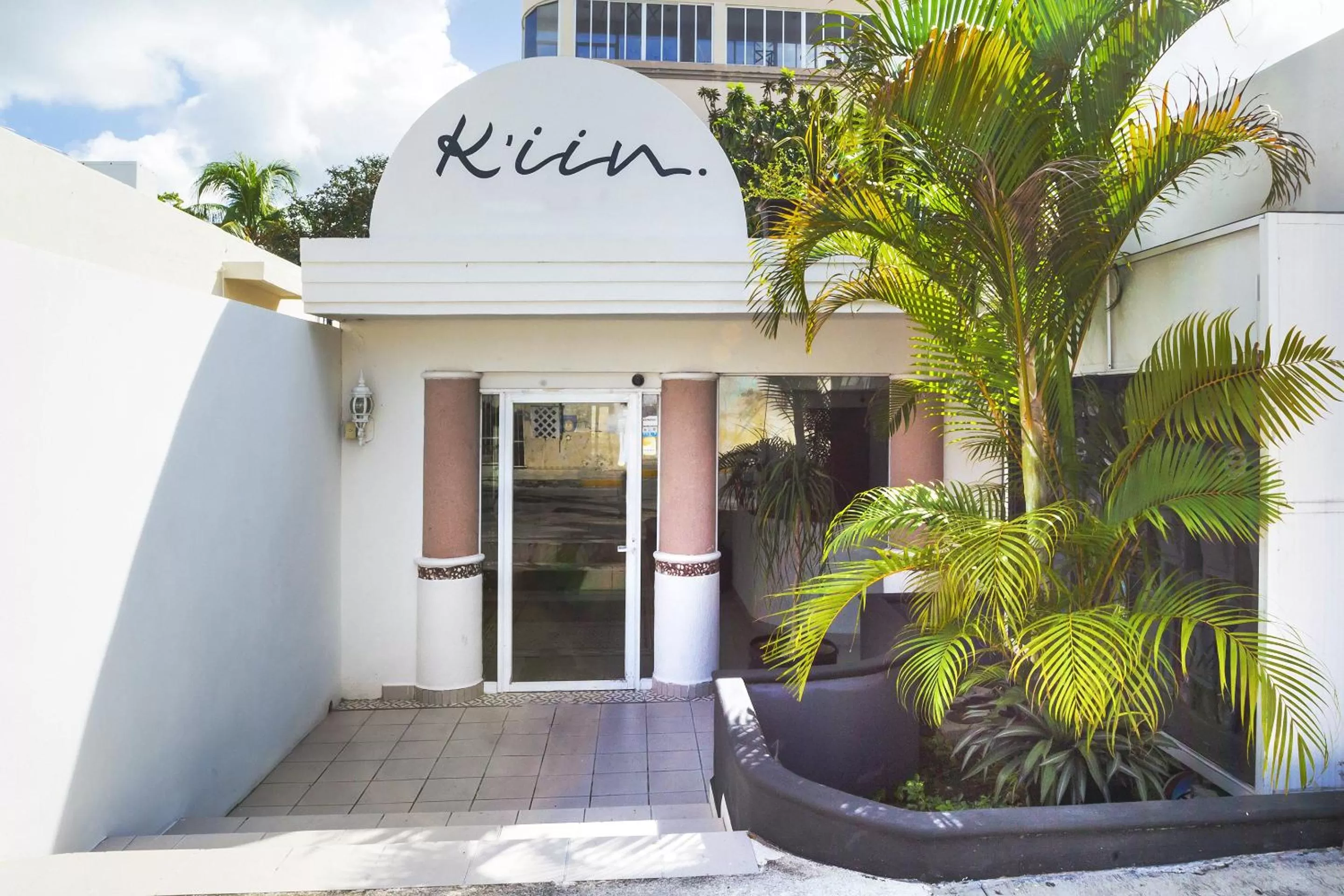 Facade/entrance in Hotel Kiin Cozumel