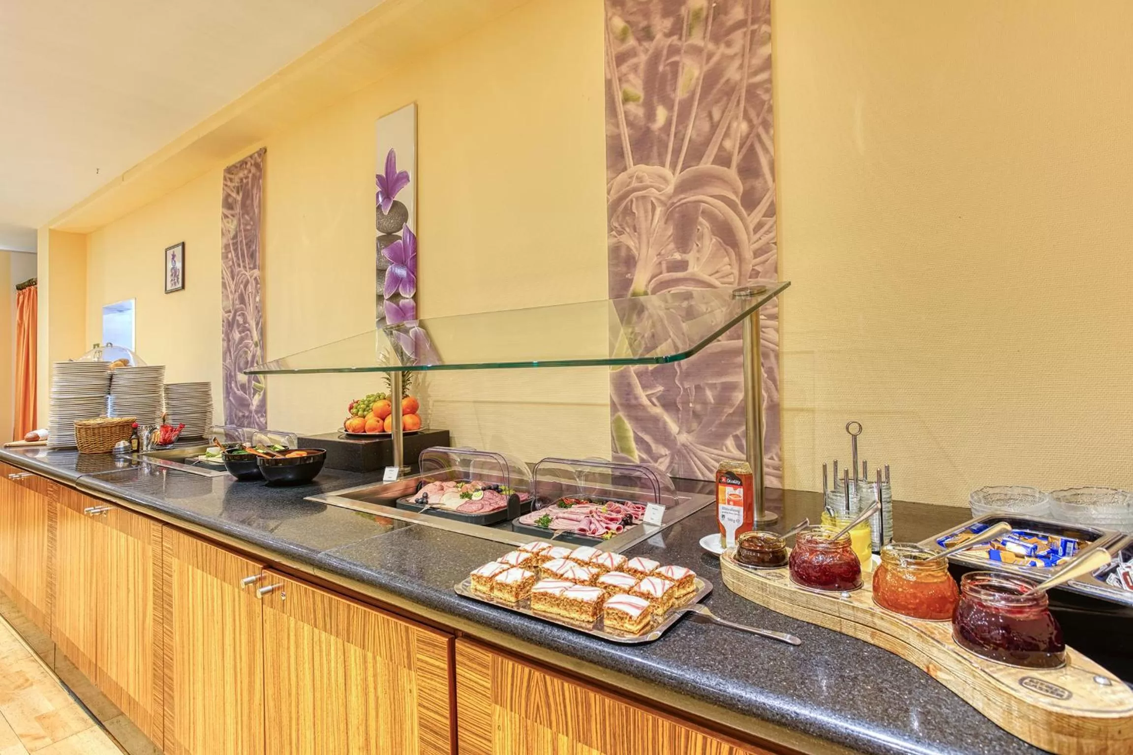 Buffet breakfast in Centro Hotel Braunschweig City, Trademark Collection by Wyndham