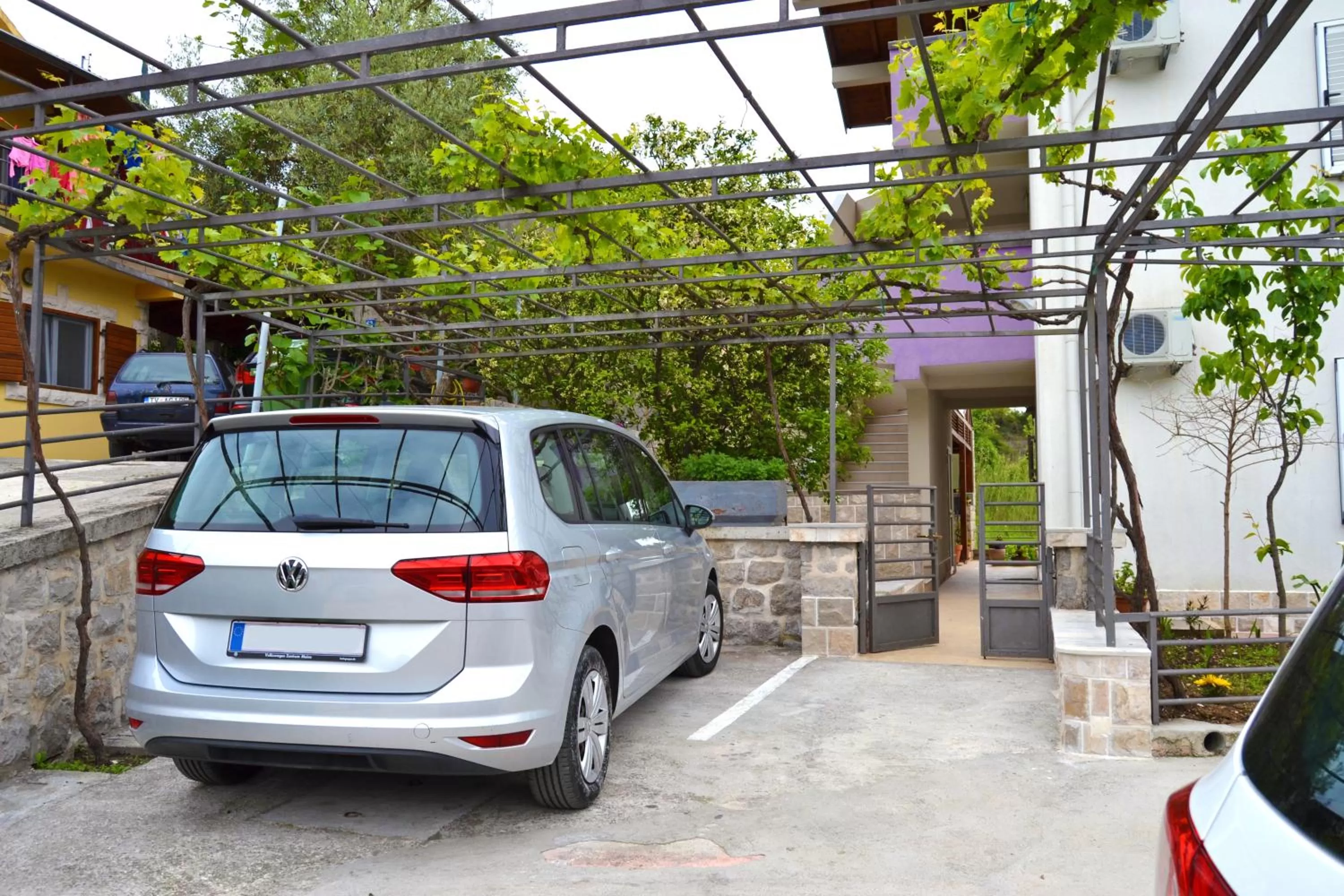 Facade/entrance in Tivat Apartments