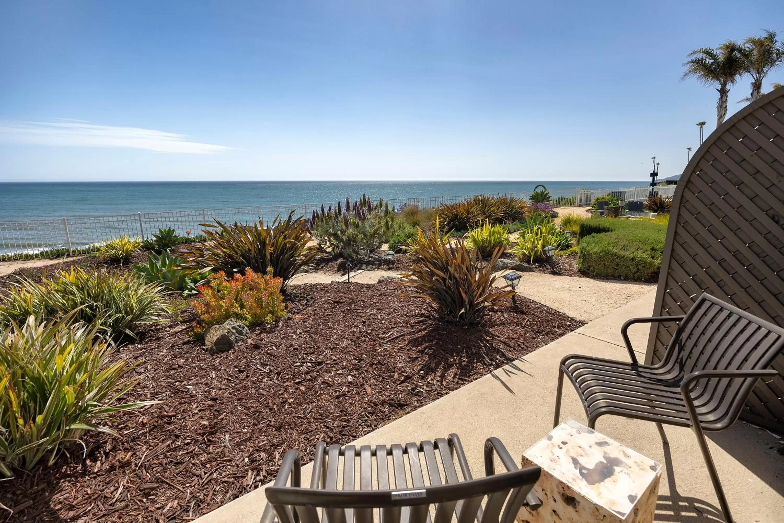 Patio in Cottage Inn by the Sea
