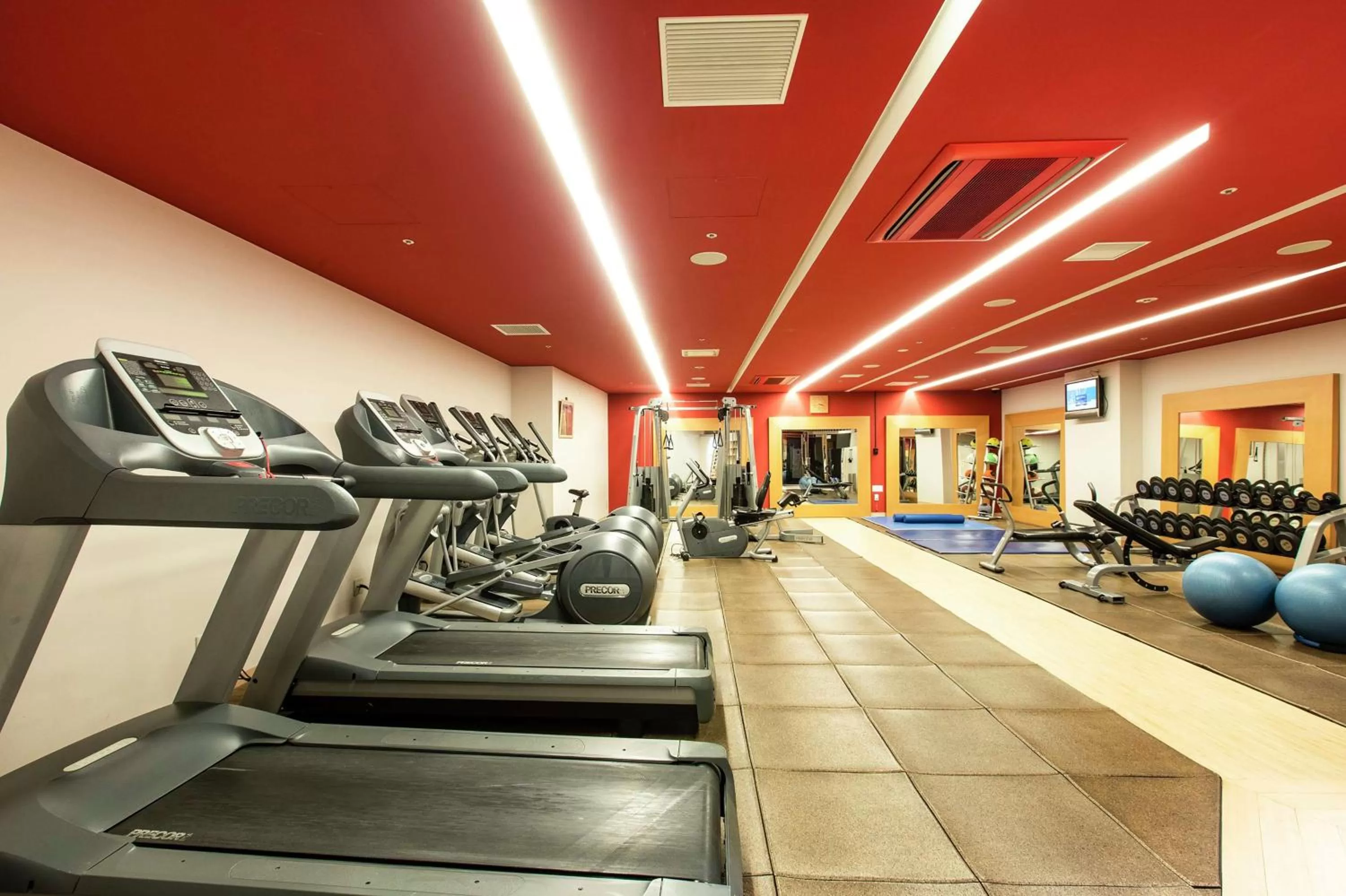 Fitness centre/facilities in Hilton Niseko Village