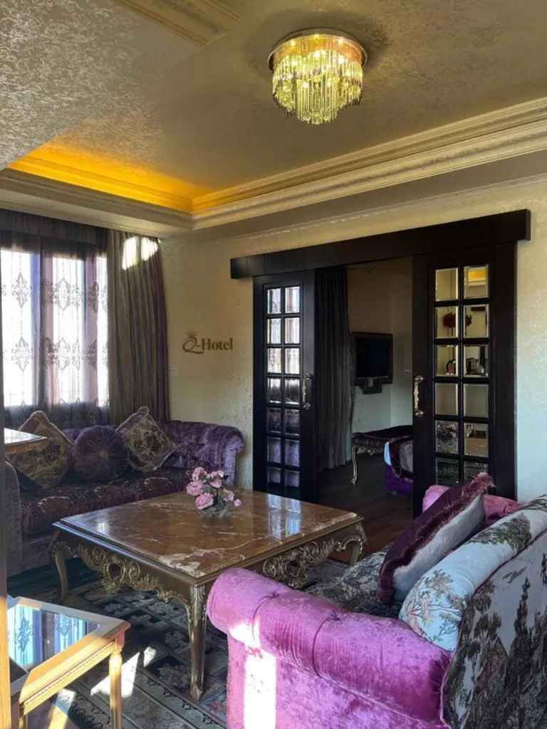 Seating area in Q Hotel