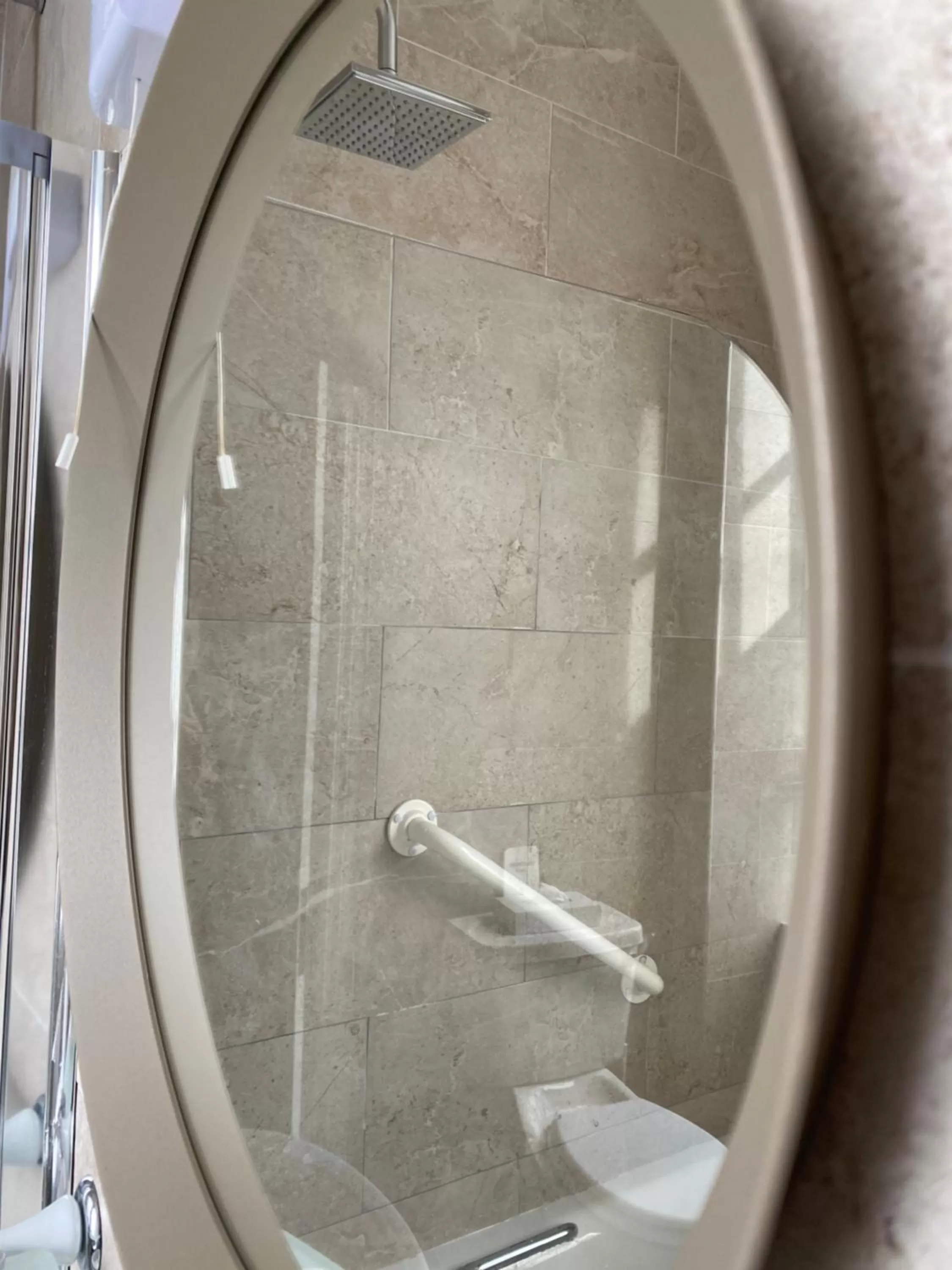 Bathroom in Kildare House Hotel
