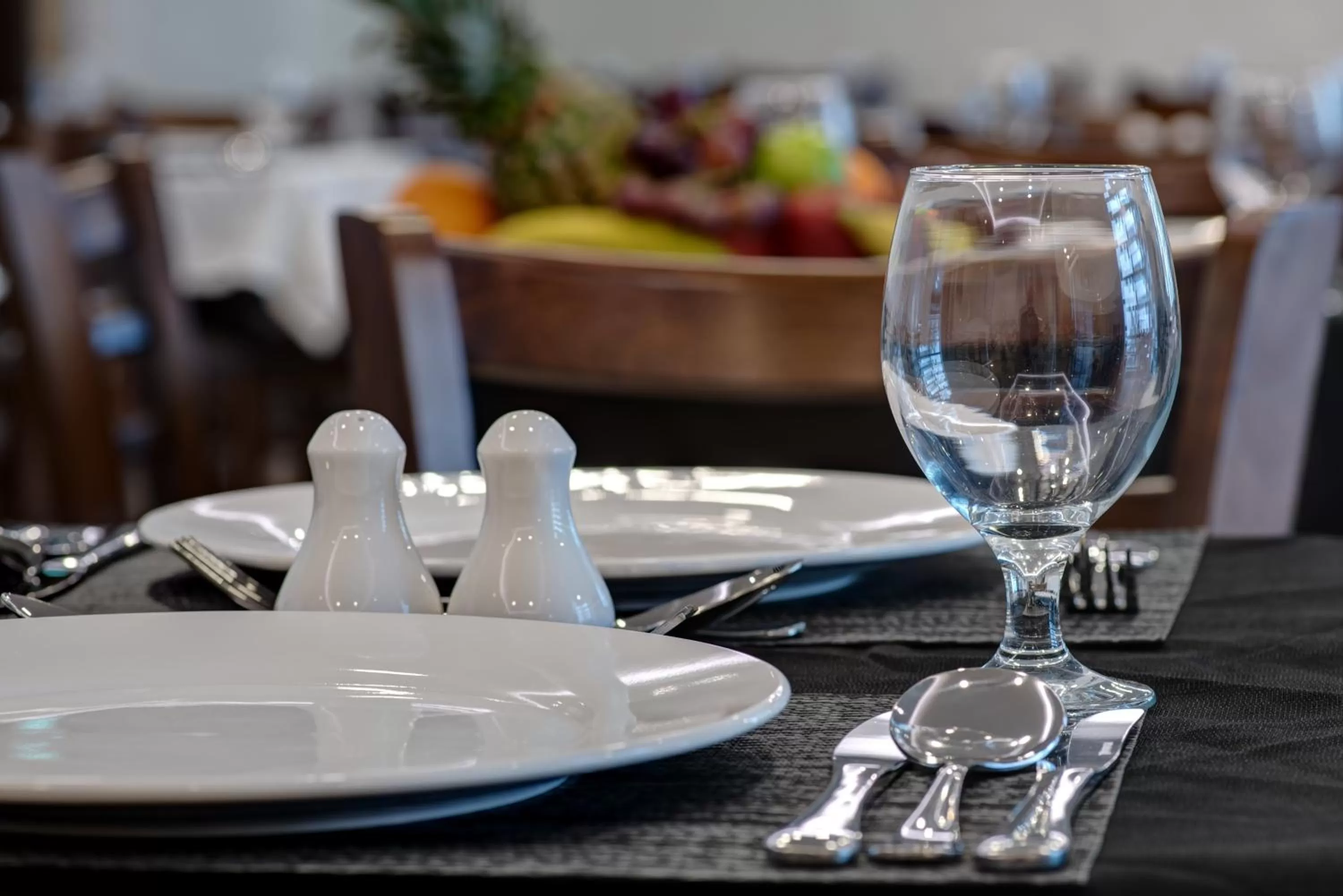 Restaurant/places to eat in Center Hotel Sharjah