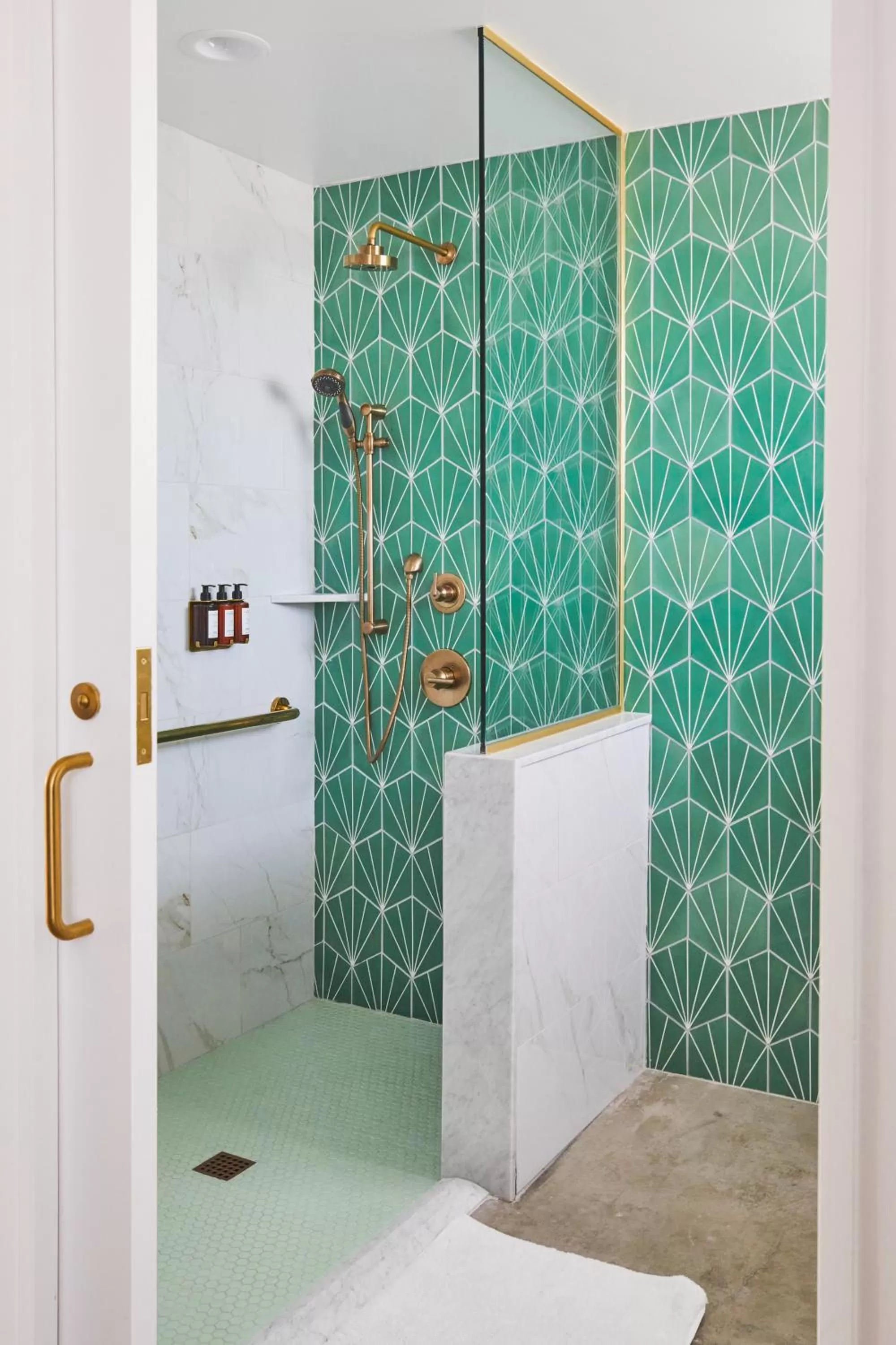 Bathroom in RISE Uptown