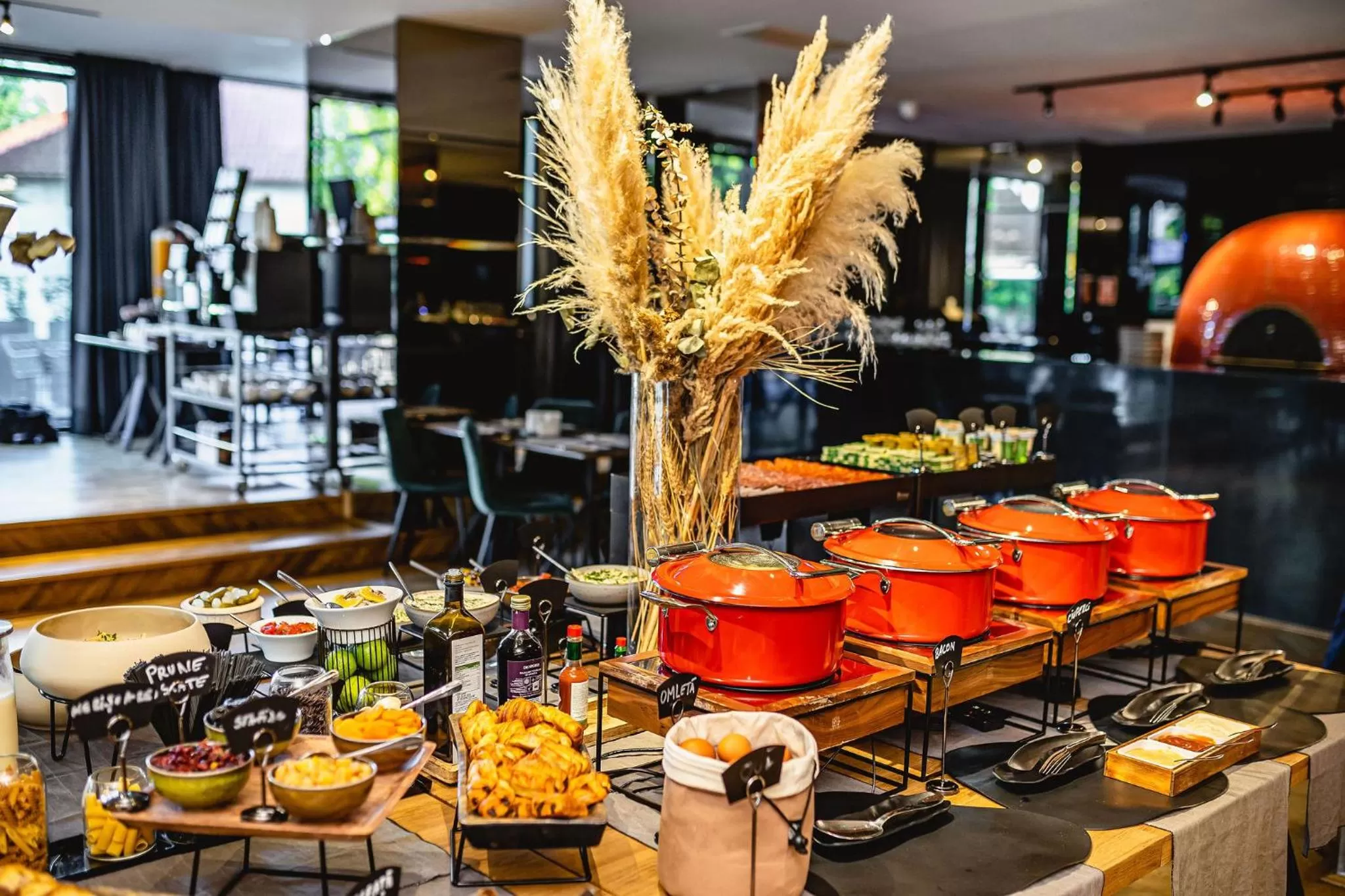 Buffet breakfast in Hermanns Hotel & Spa Sibiu