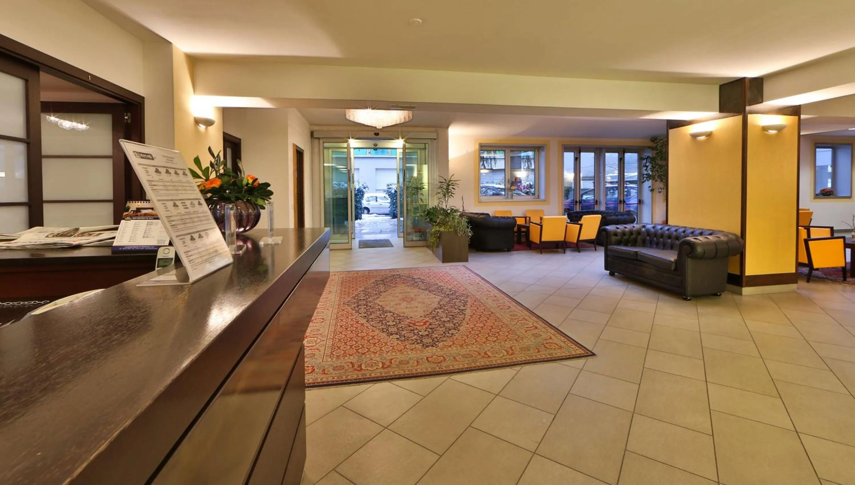 Lobby or reception in Best Western City Hotel