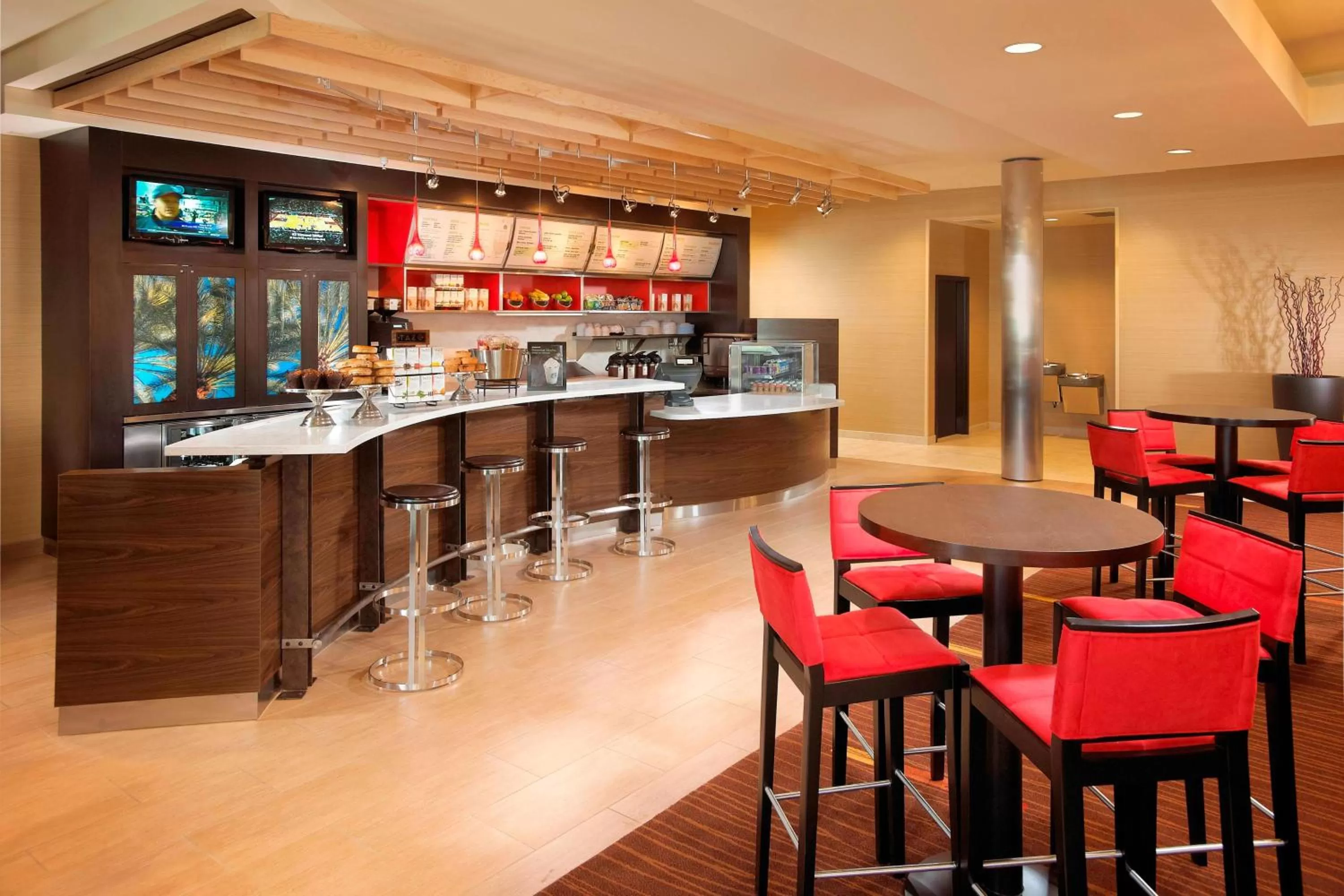 Courtyard Long Beach Airport