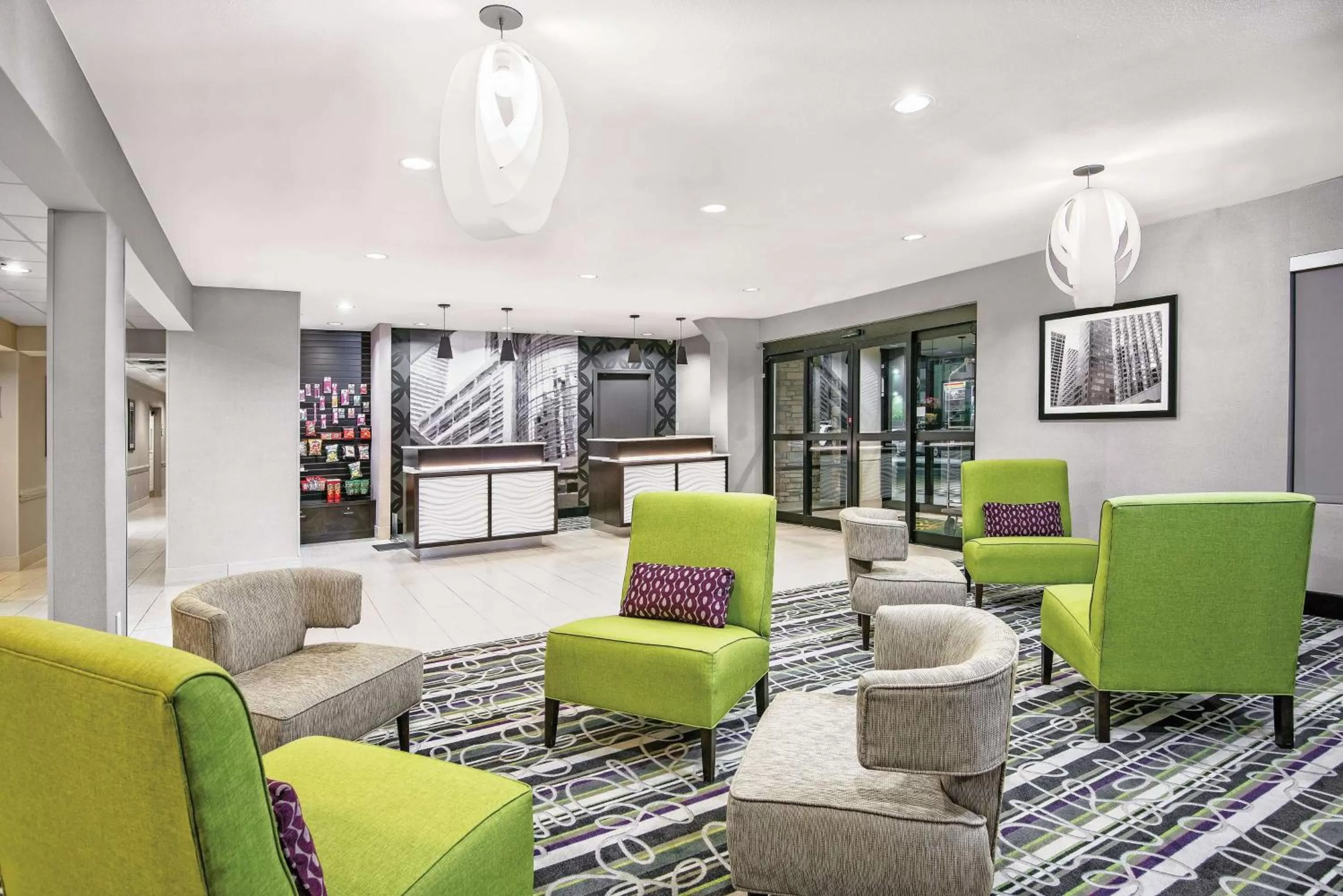 Lobby or reception, Lobby/Reception in La Quinta by Wyndham Houston North-Spring