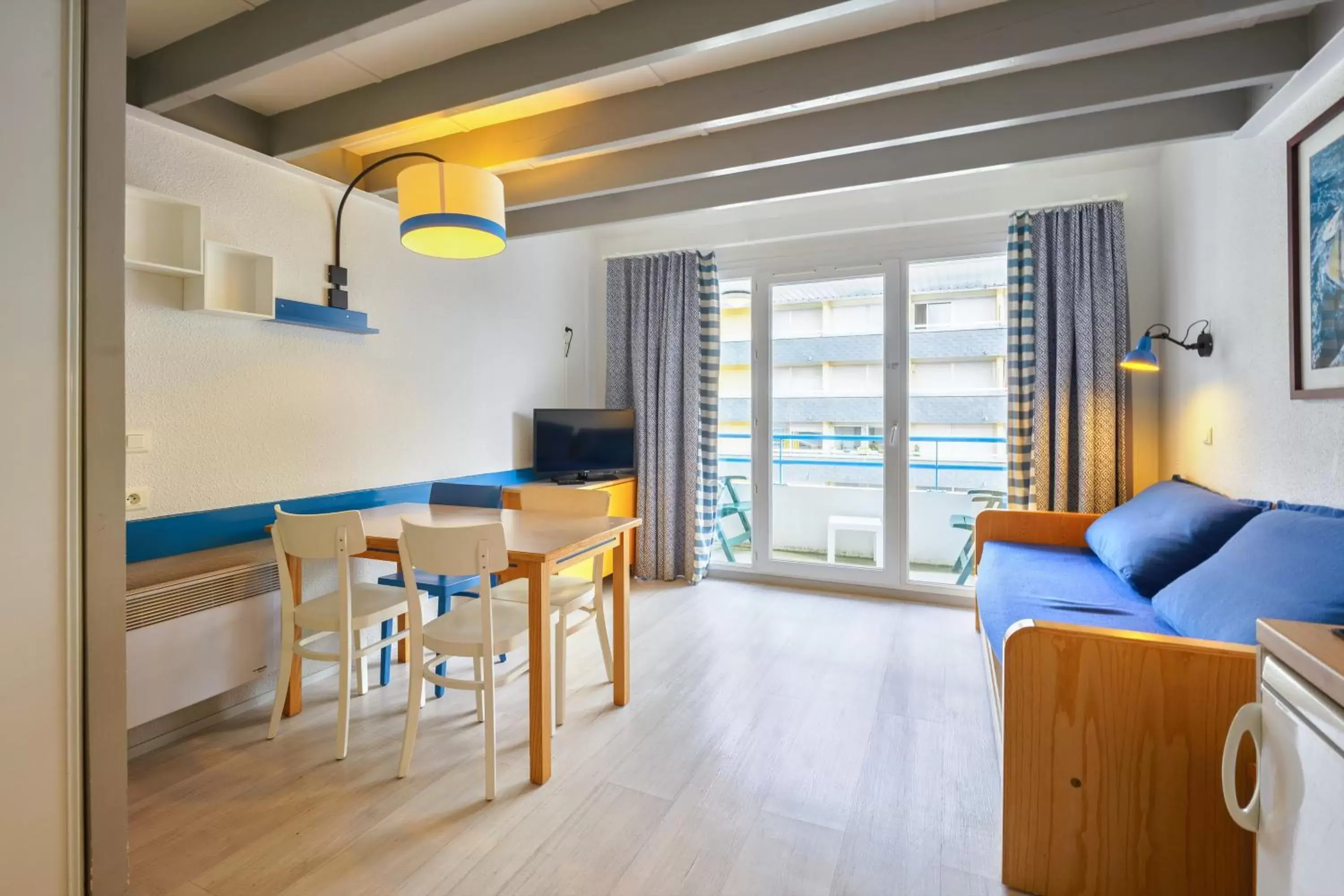 One-Bedroom Duplex Apartment with Balcony (4 People) in Résidence Pierre & Vacances la Corniche de la Plage One-Bedroom Duplex Apartment with Balcony (4 People) in Résidence Pierre & Vacances la Corniche de la Plage