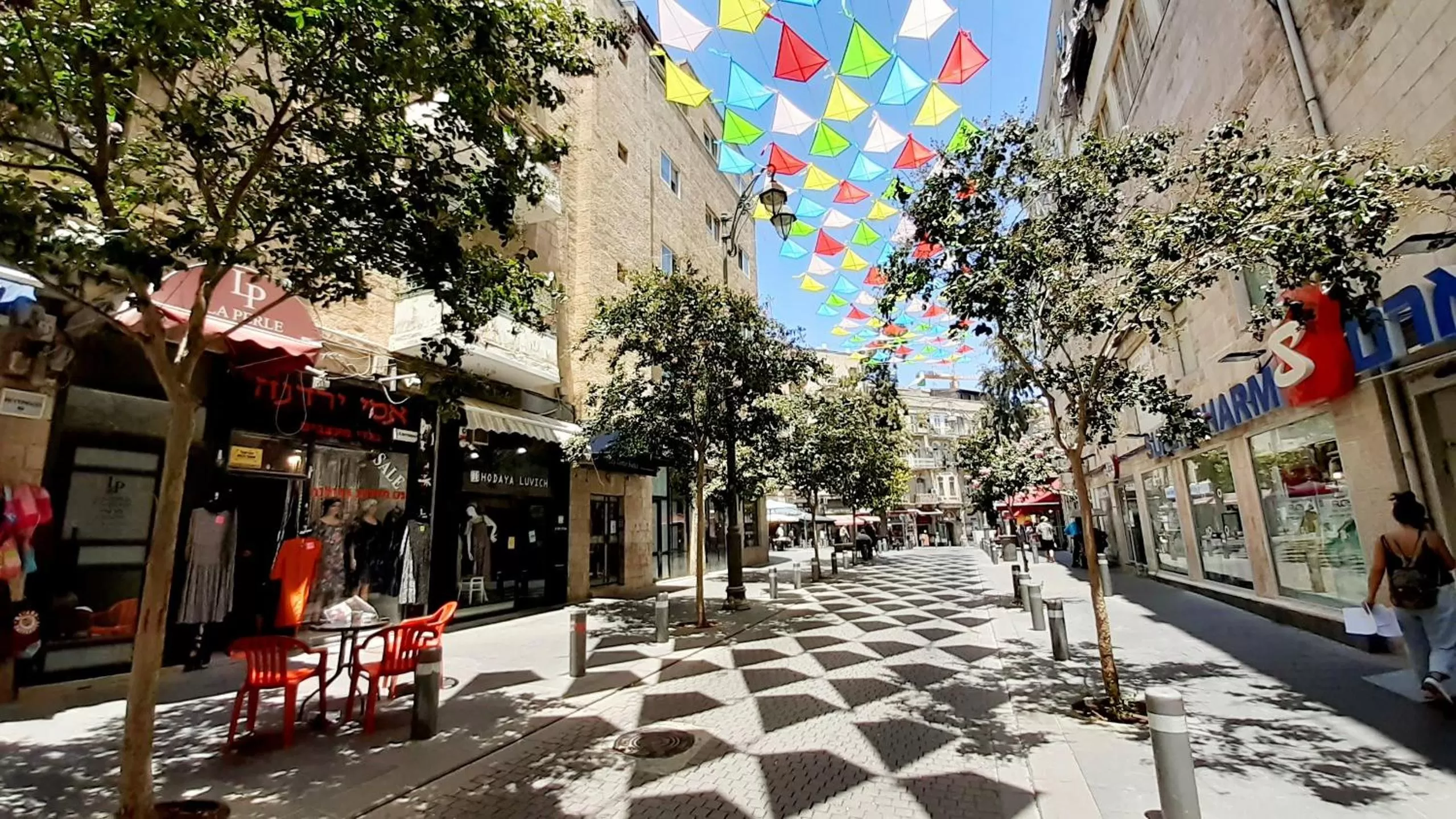 Property building in Jacobs Suites