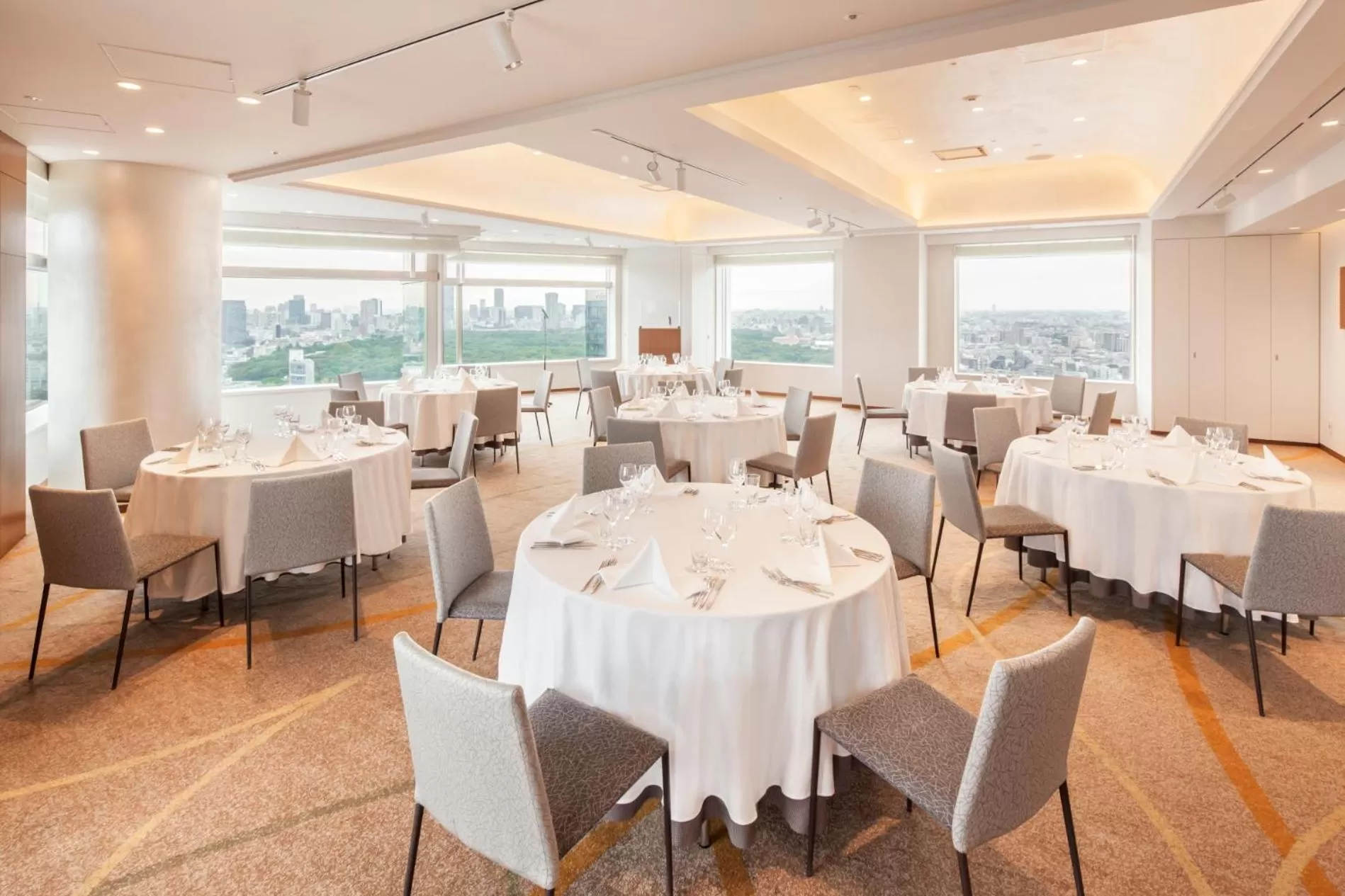 Banquet/Function facilities in Odakyu Hotel Century Southern Tower