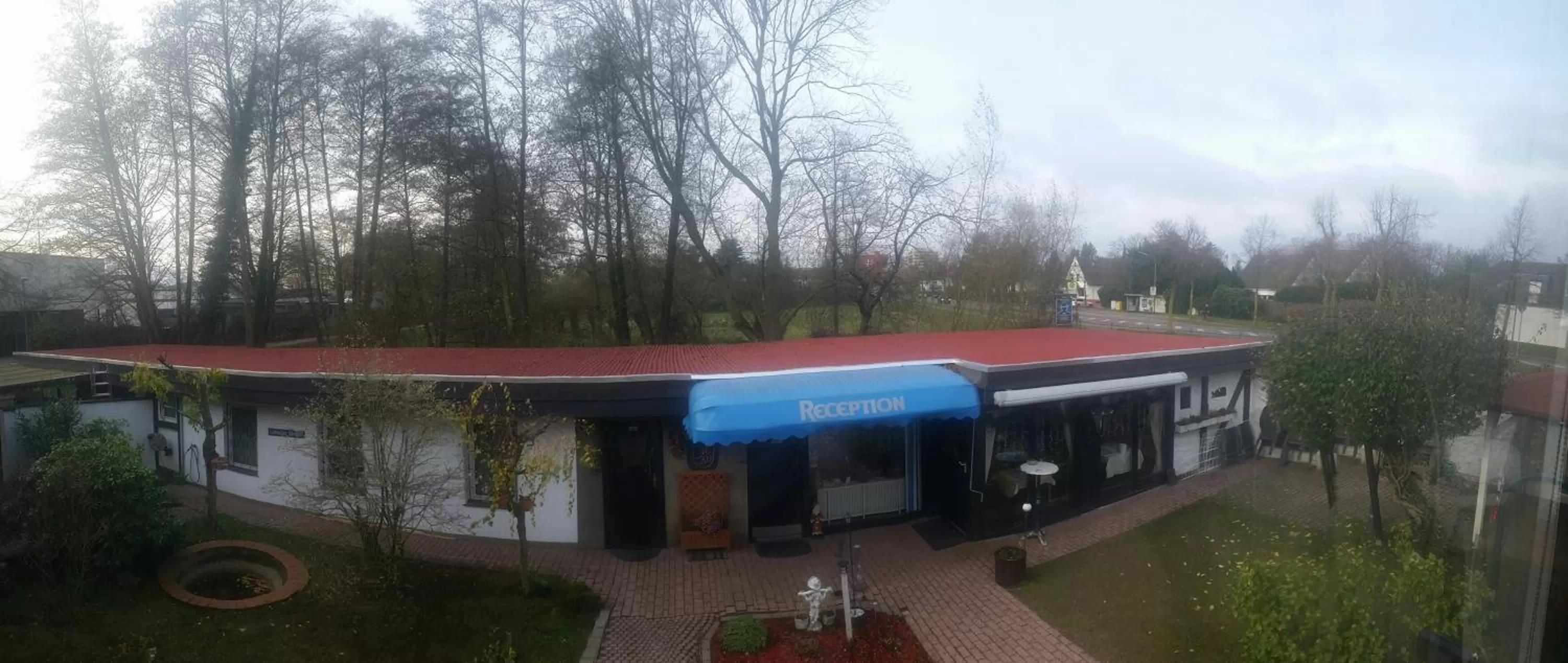 Garden view in Am Hallenbad Hotel garni