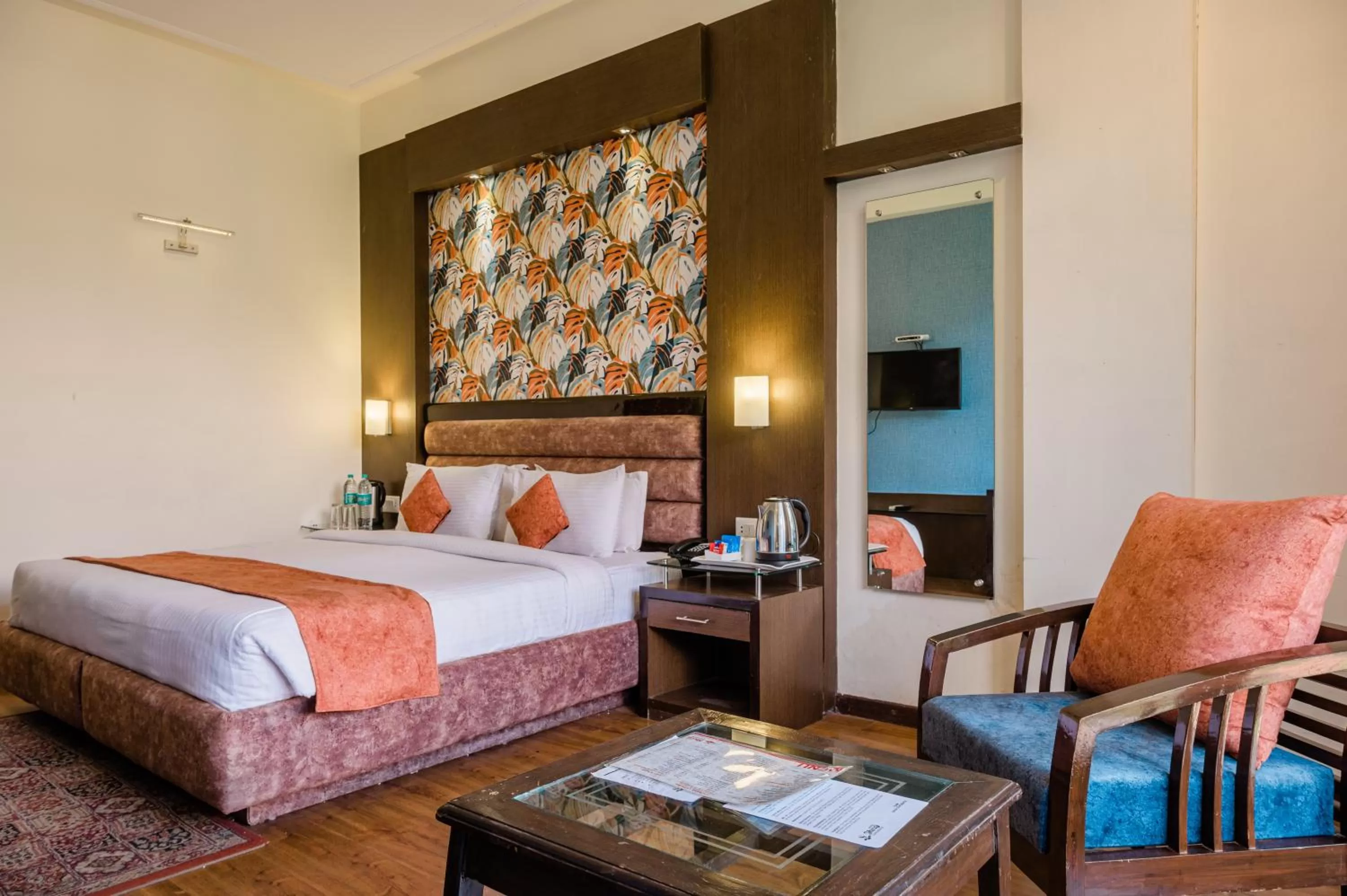 Bedroom, Bed in Hotel Shiva Continental