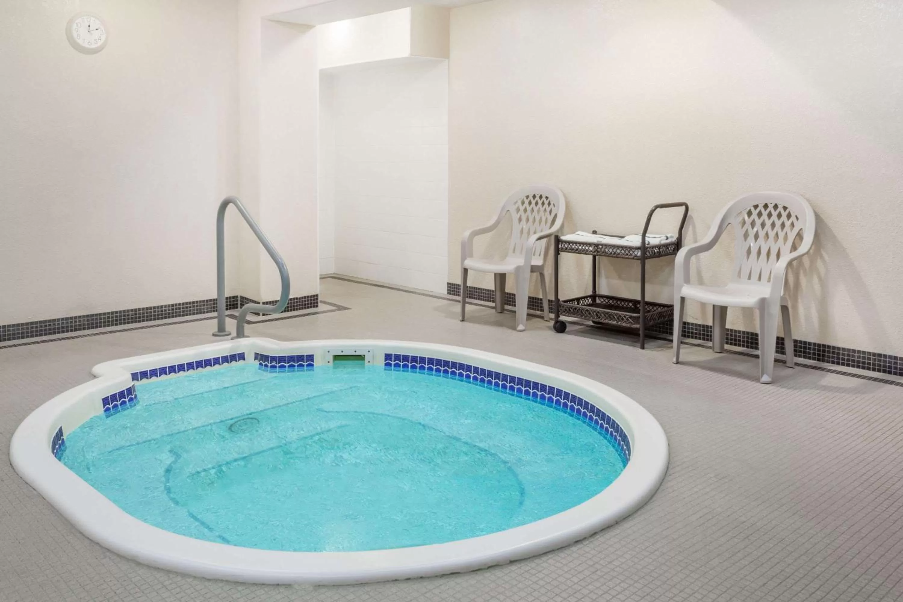 On site in Super 8 by Wyndham Pincher Creek AB