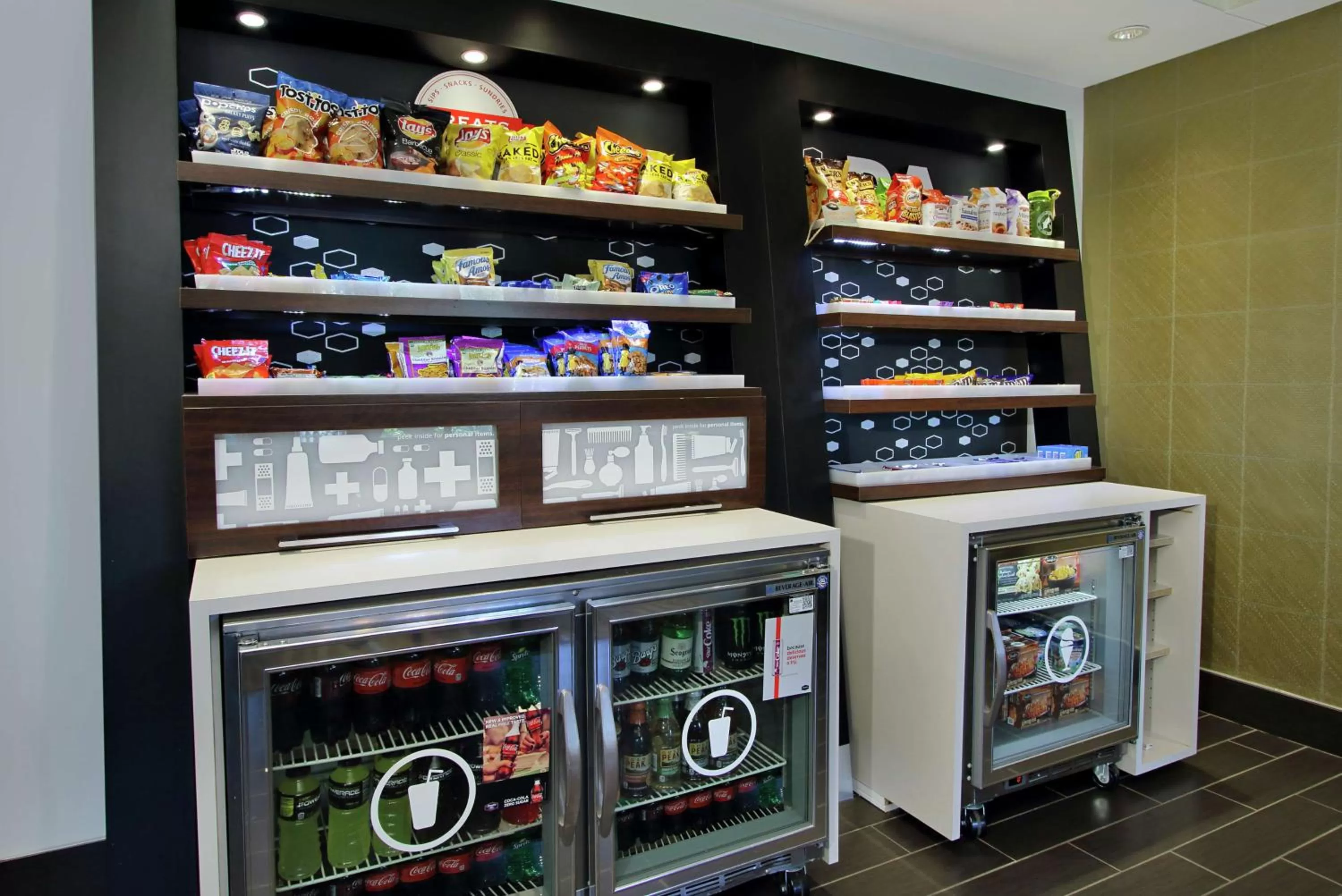 Restaurant/places to eat in Hampton Inn Philadelphia-Great Valley