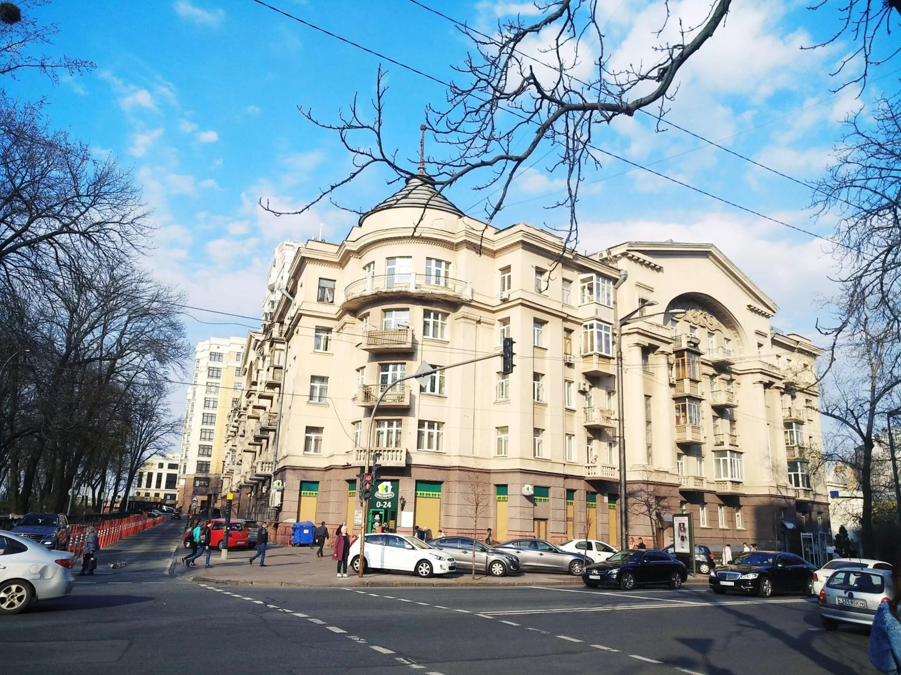 Property building in Belokorichi