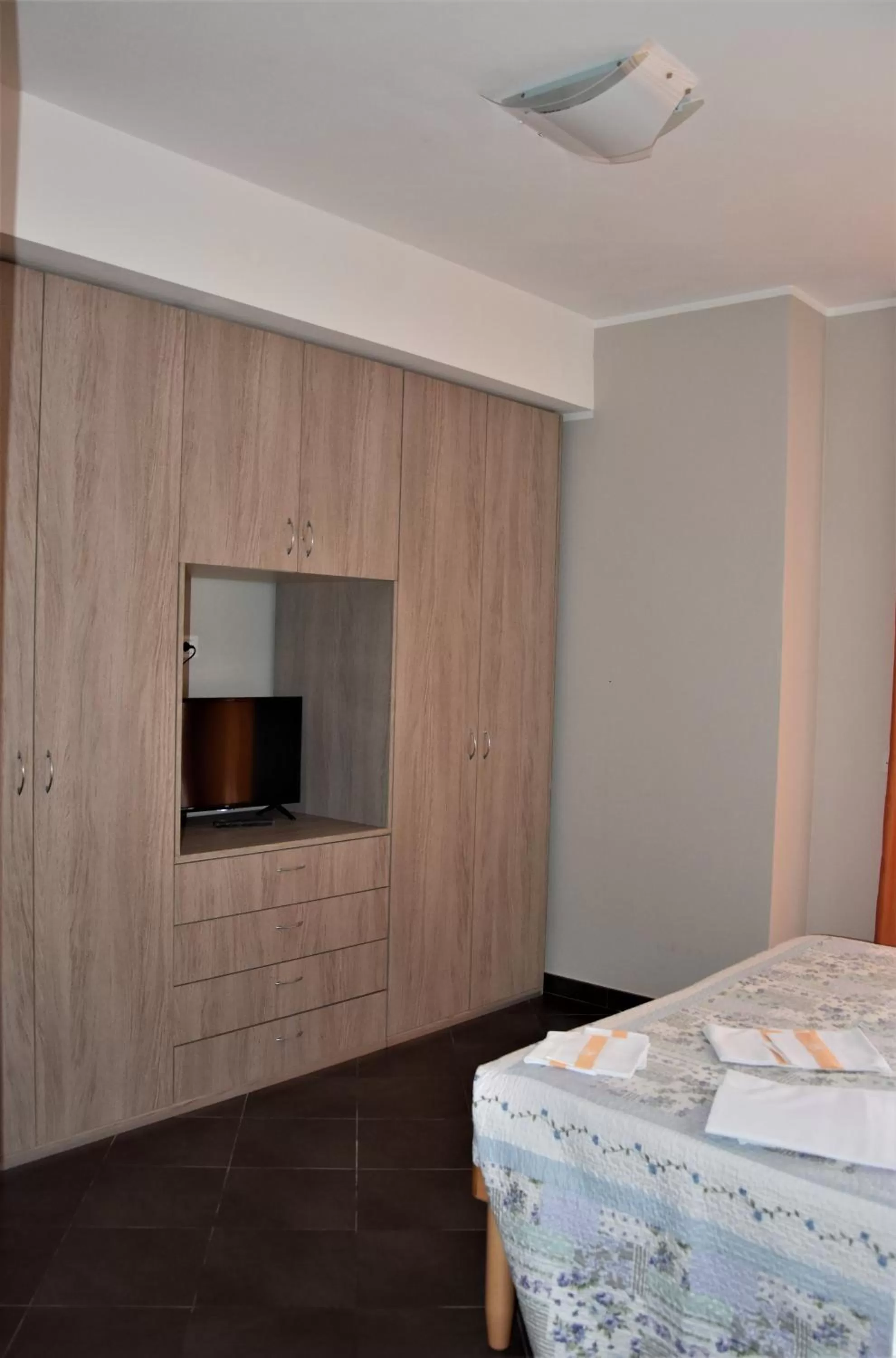 Bed in Le Vele Residence