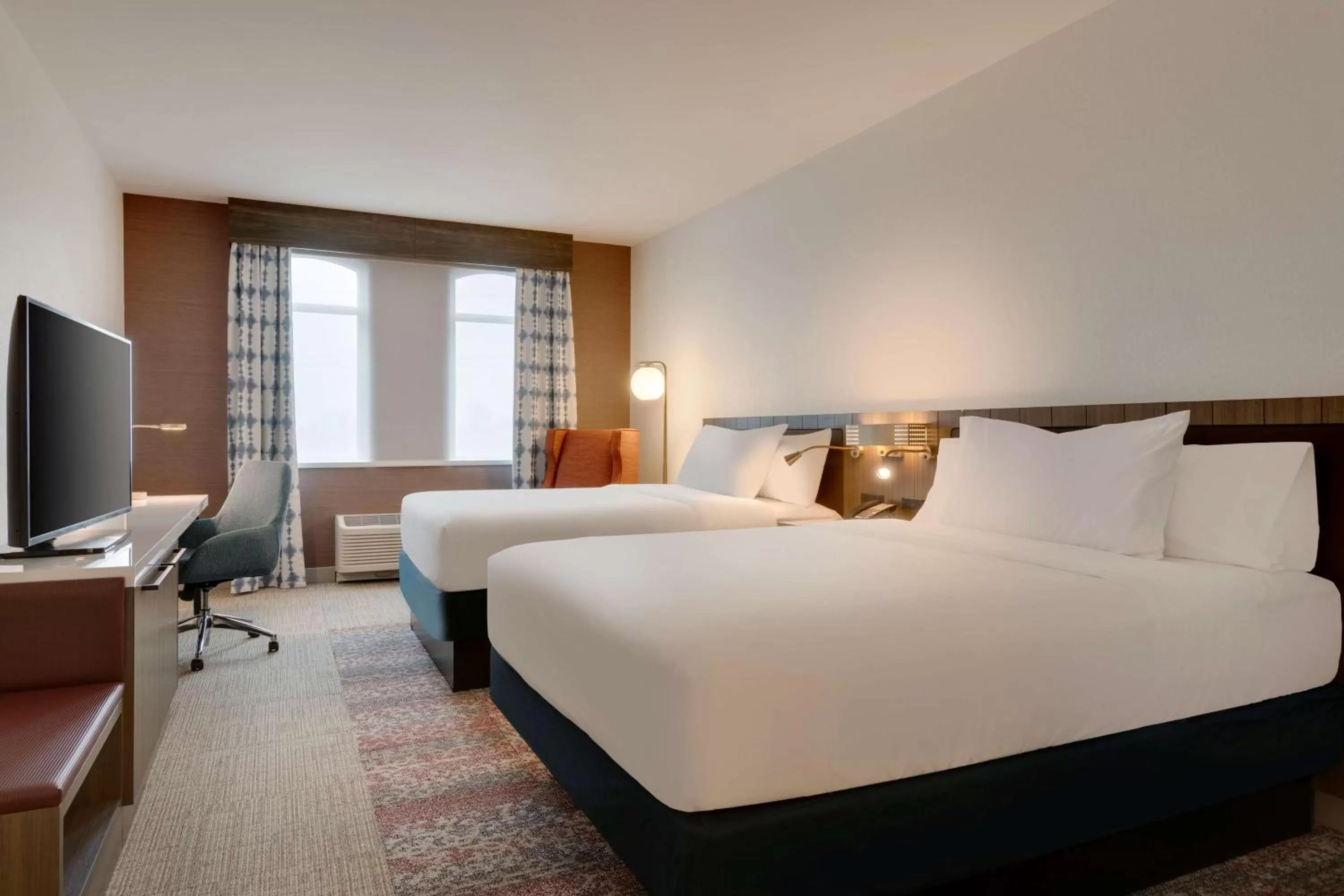 Bedroom, Bed in Hilton Garden Inn Haymarket