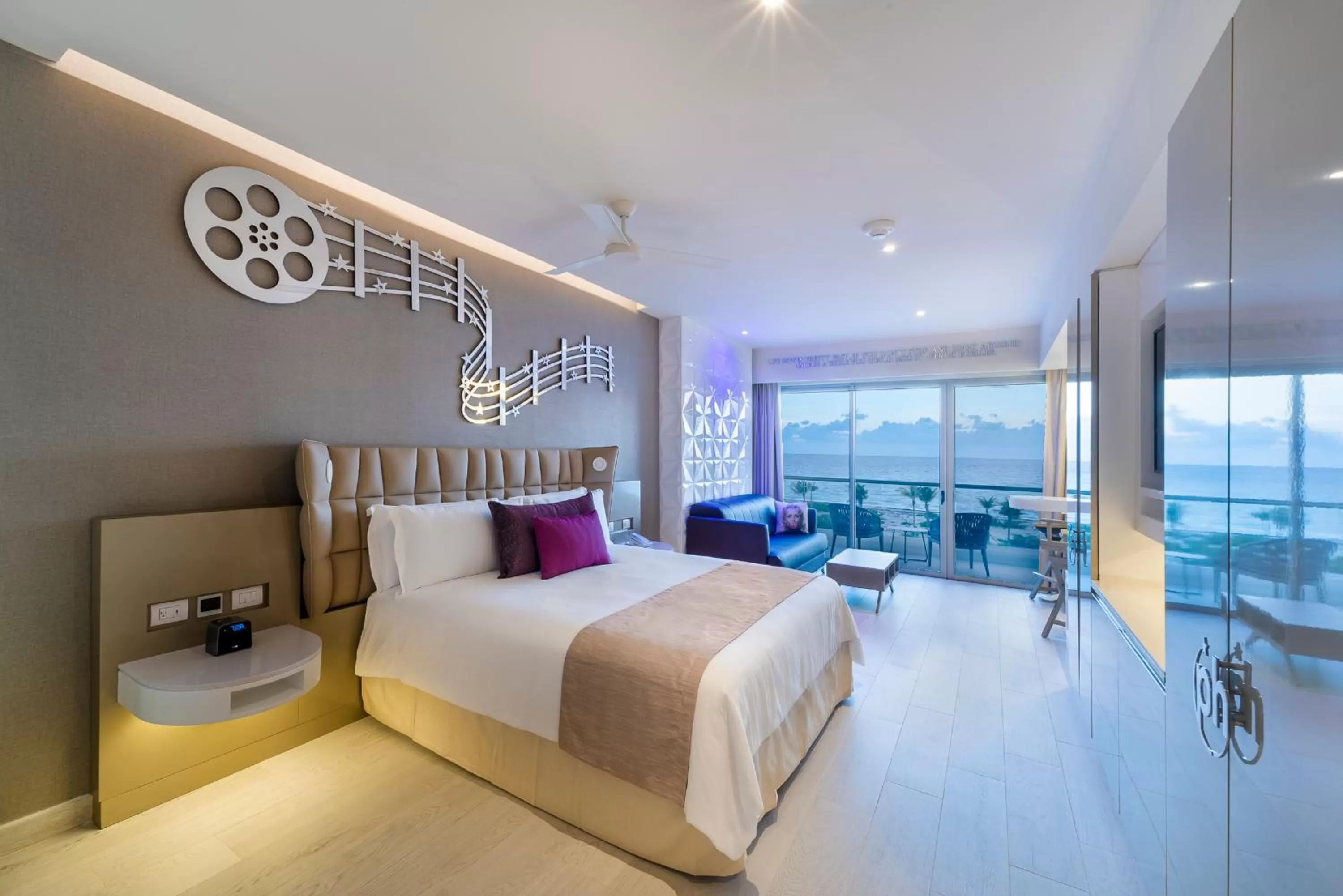 Bedroom, Bed in Planet Hollywood Cancun by Royalton, An Autograph Collection All-Inclusive Resort