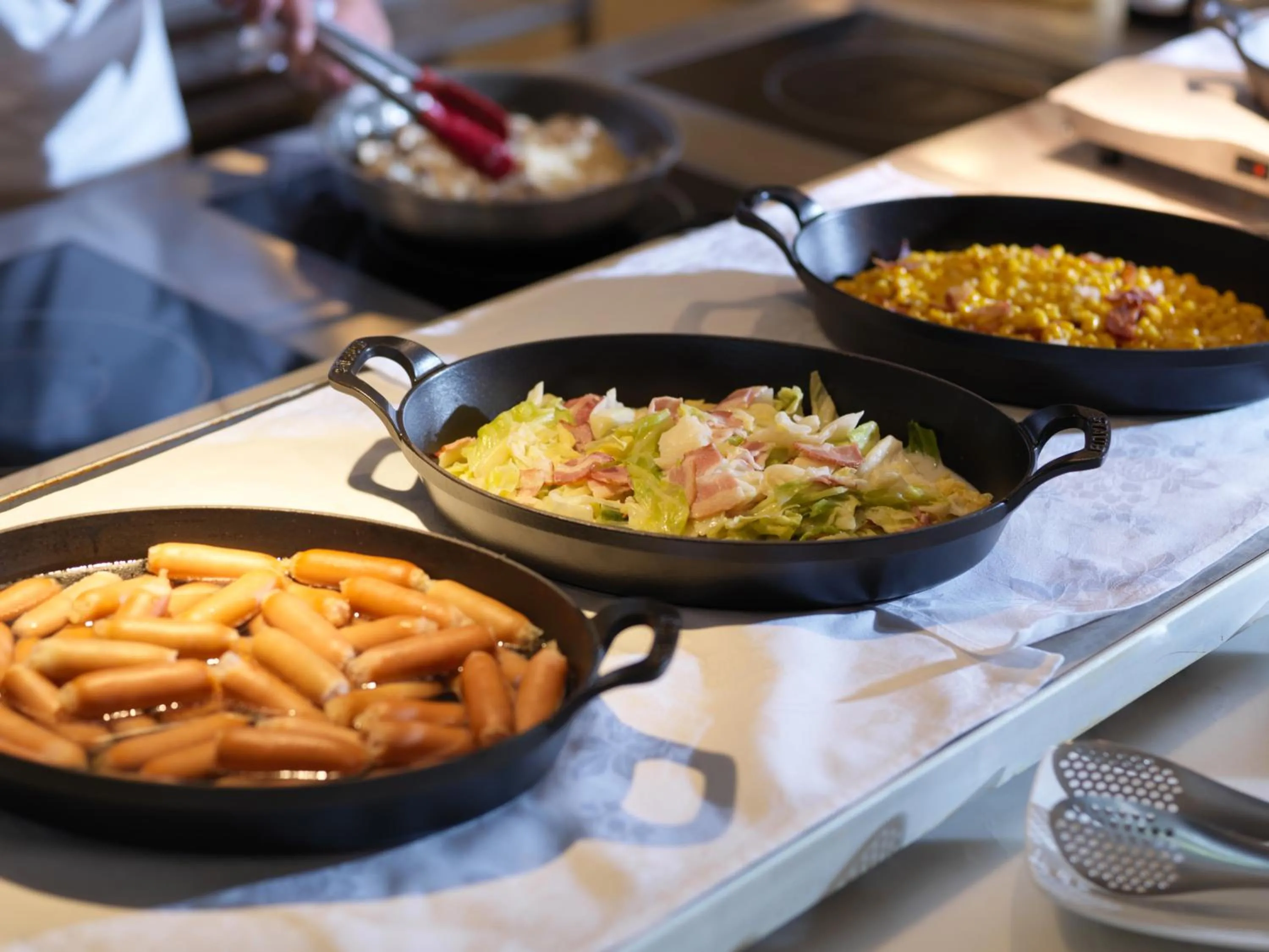 Buffet breakfast in Hokuten no Oka Abashiriko Tsuruga Resort