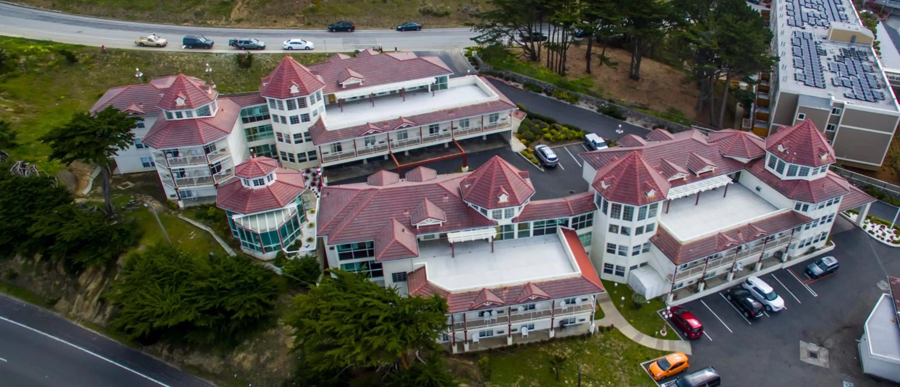 Property building in Pacifica Beach Hotel